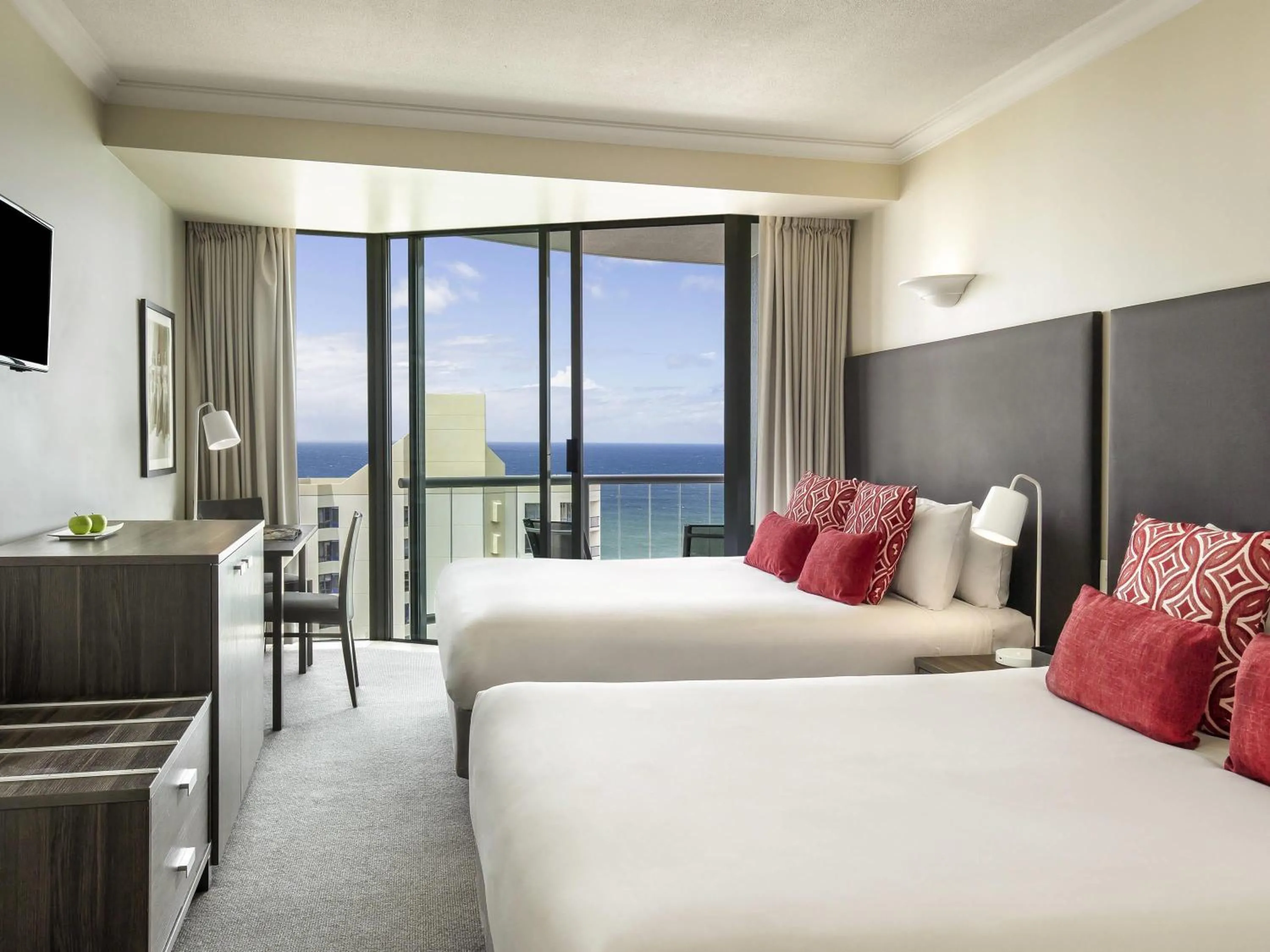 Bedroom, Bed in Mantra Legends Hotel