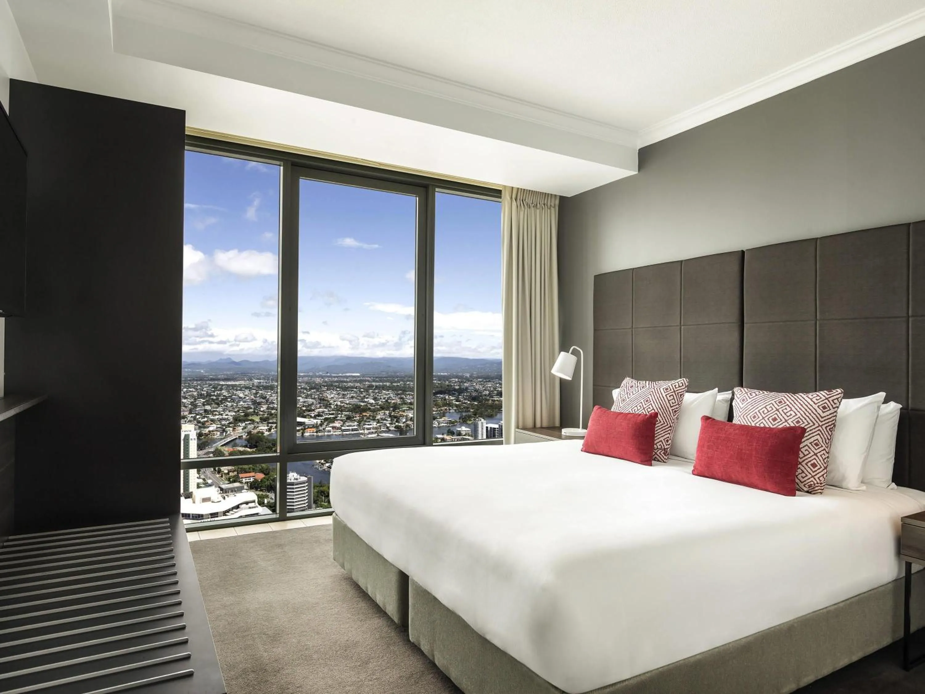 Bedroom, Bed in Mantra Legends Hotel