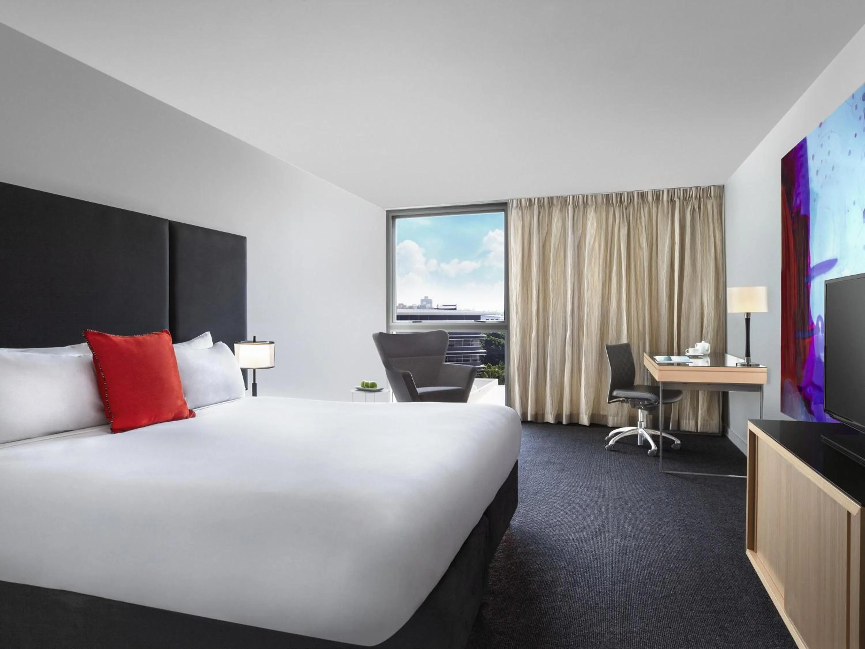 Bedroom, Bed in Mantra South Bank Brisbane