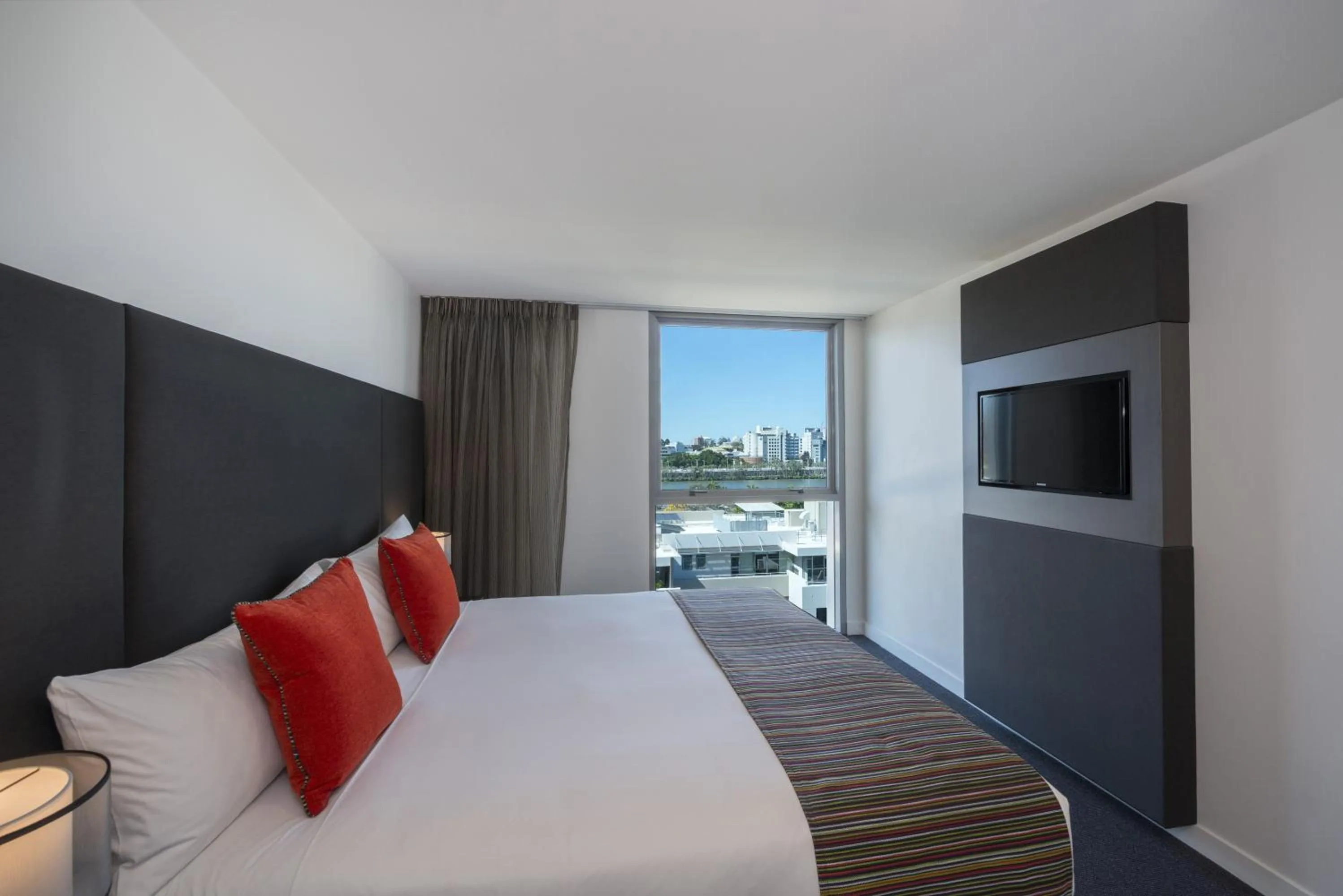 Bed in Mantra South Bank Brisbane