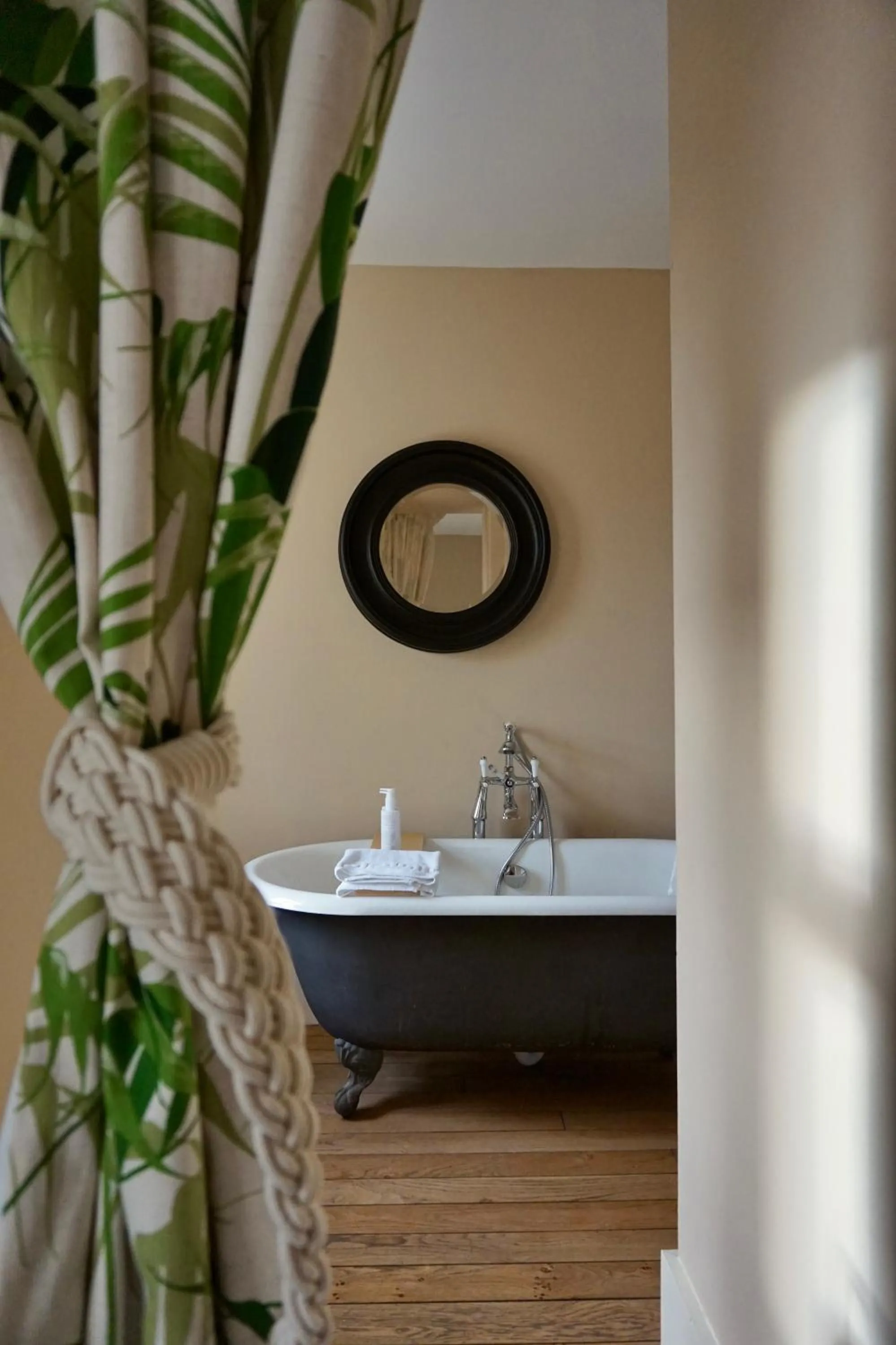 Bathroom in Derby Arms Witherslack