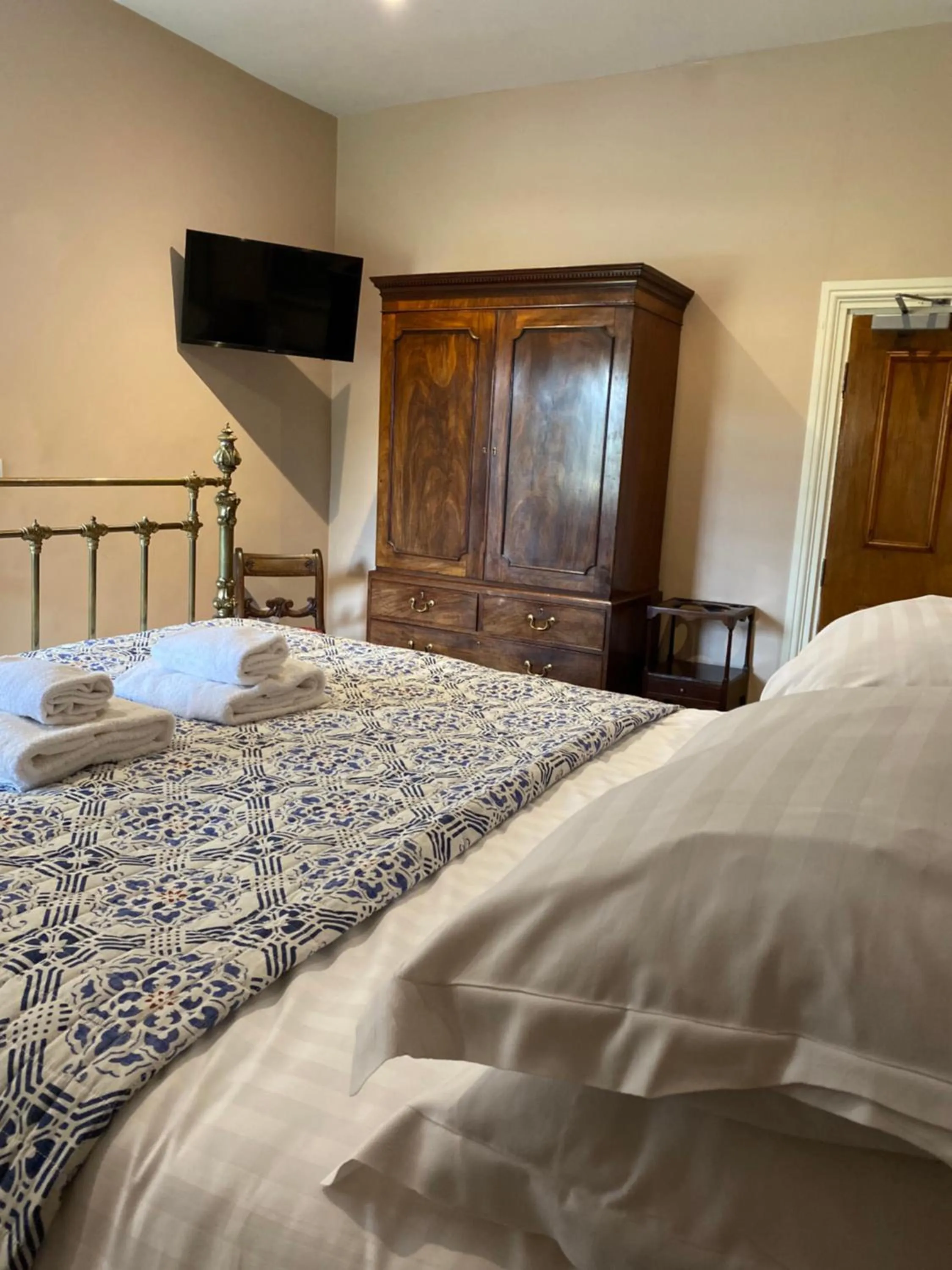 Bed in Derby Arms Witherslack