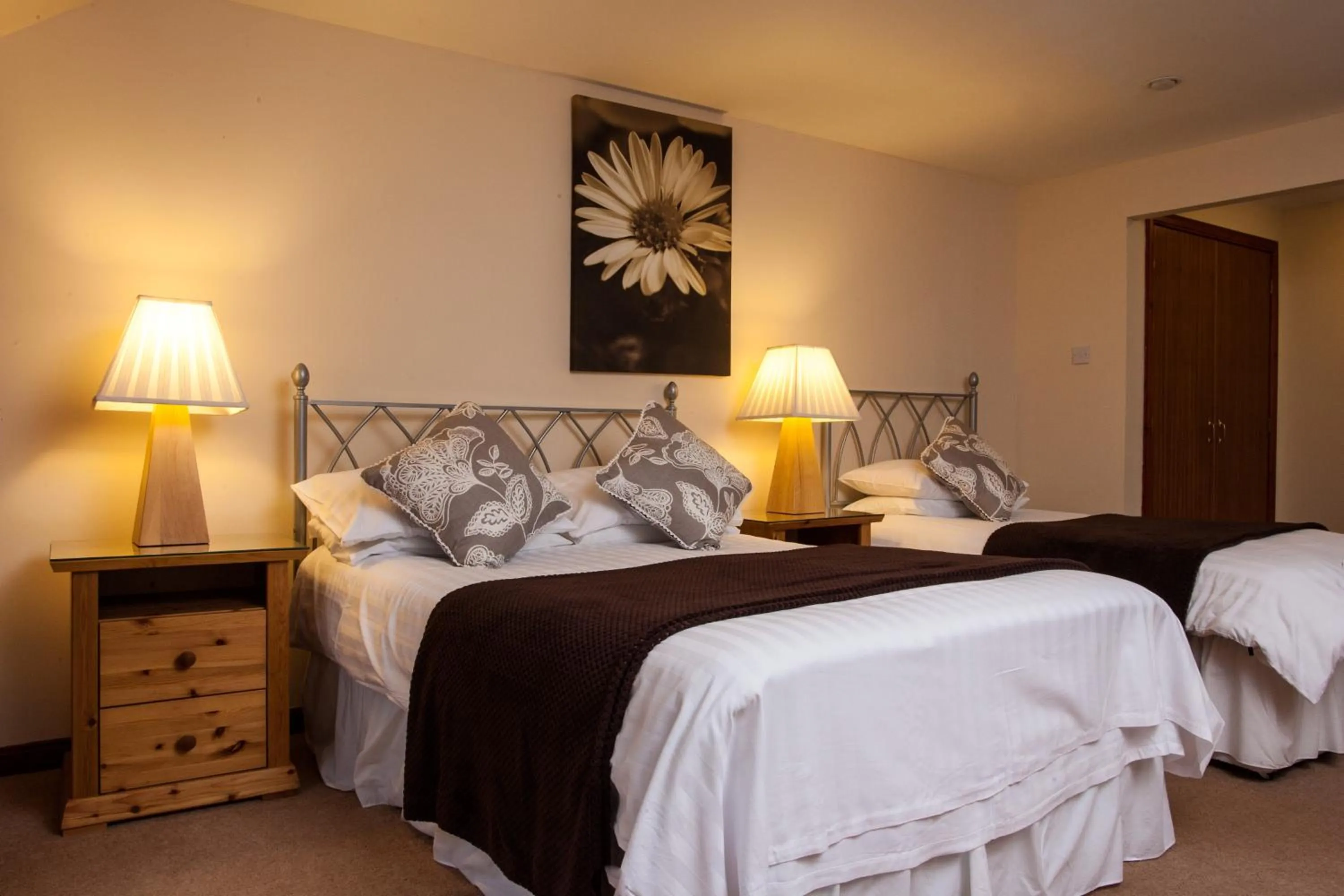 Bed in Dunhallin House