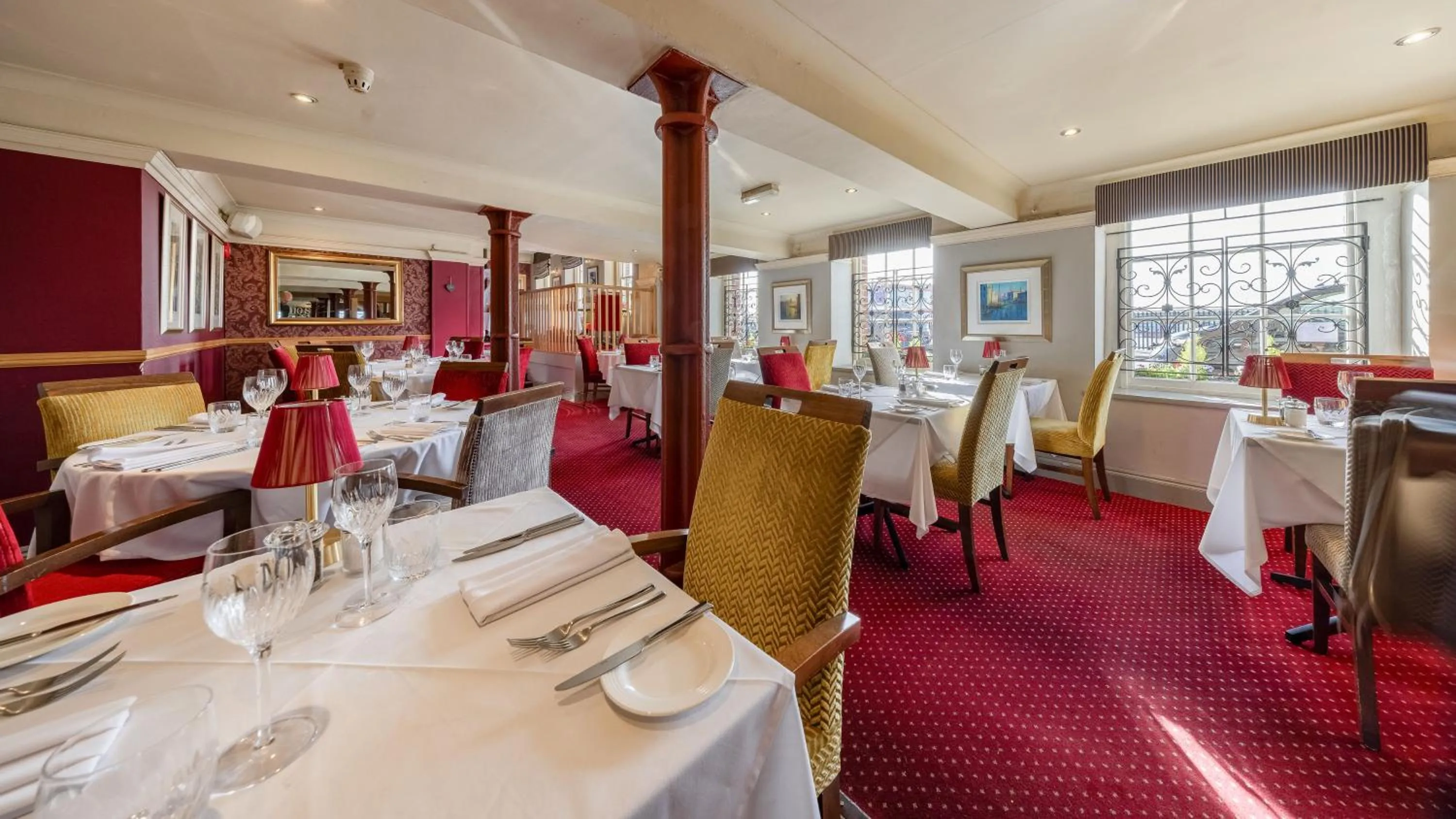 Restaurant/places to eat in Ennios Boutique Hotel