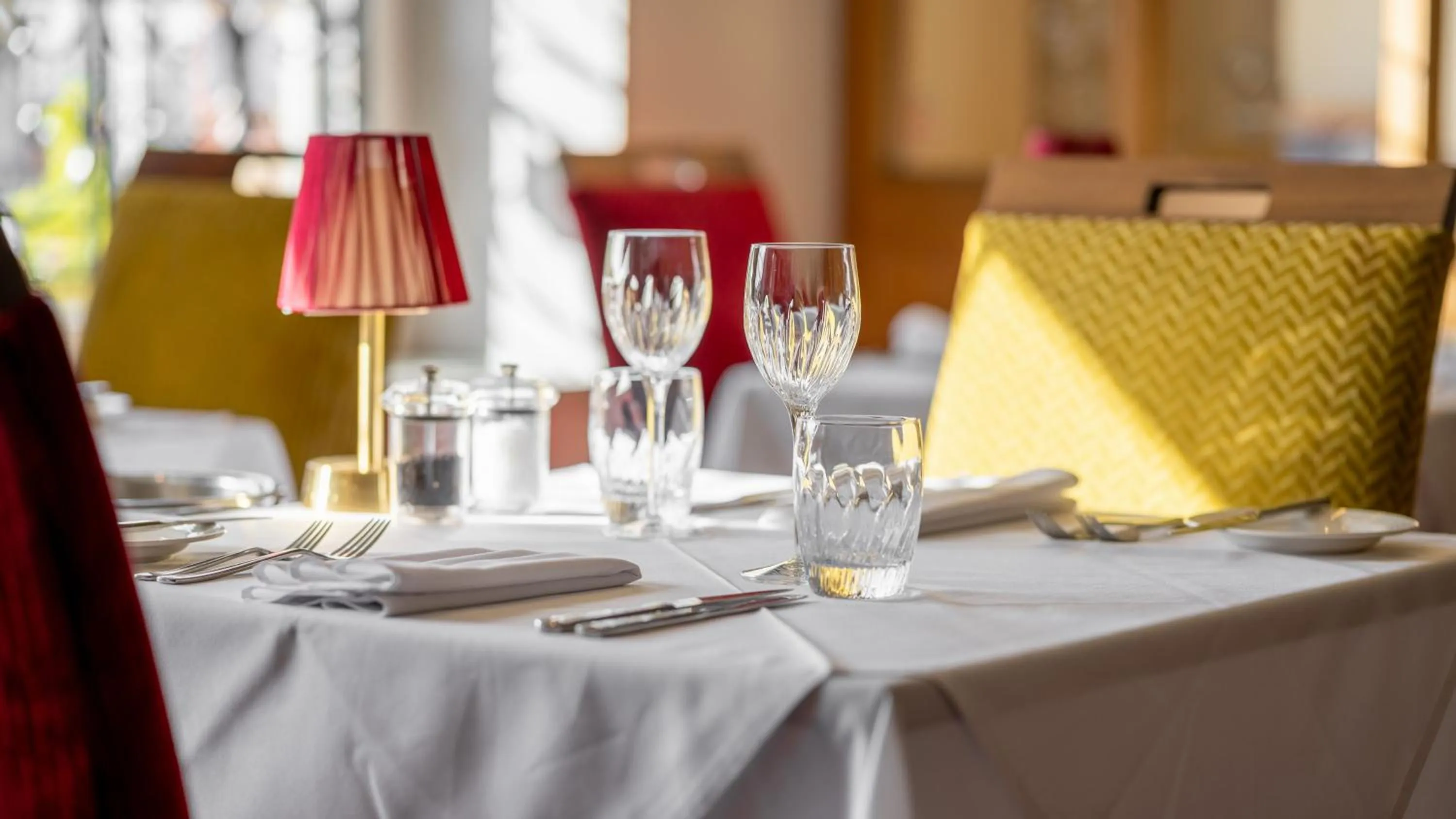 Restaurant/places to eat in Ennios Boutique Hotel