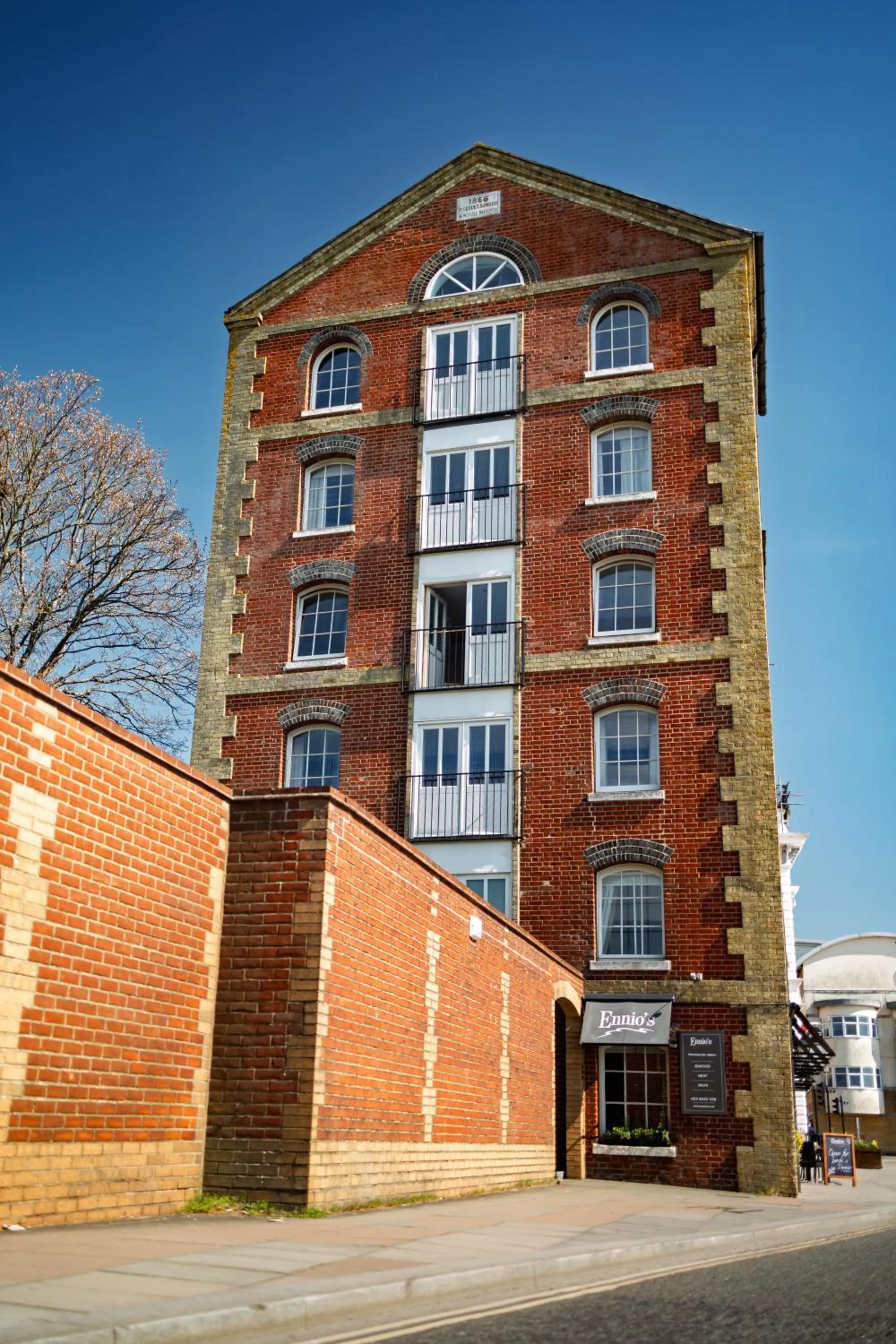 Property building in Ennios Boutique Hotel