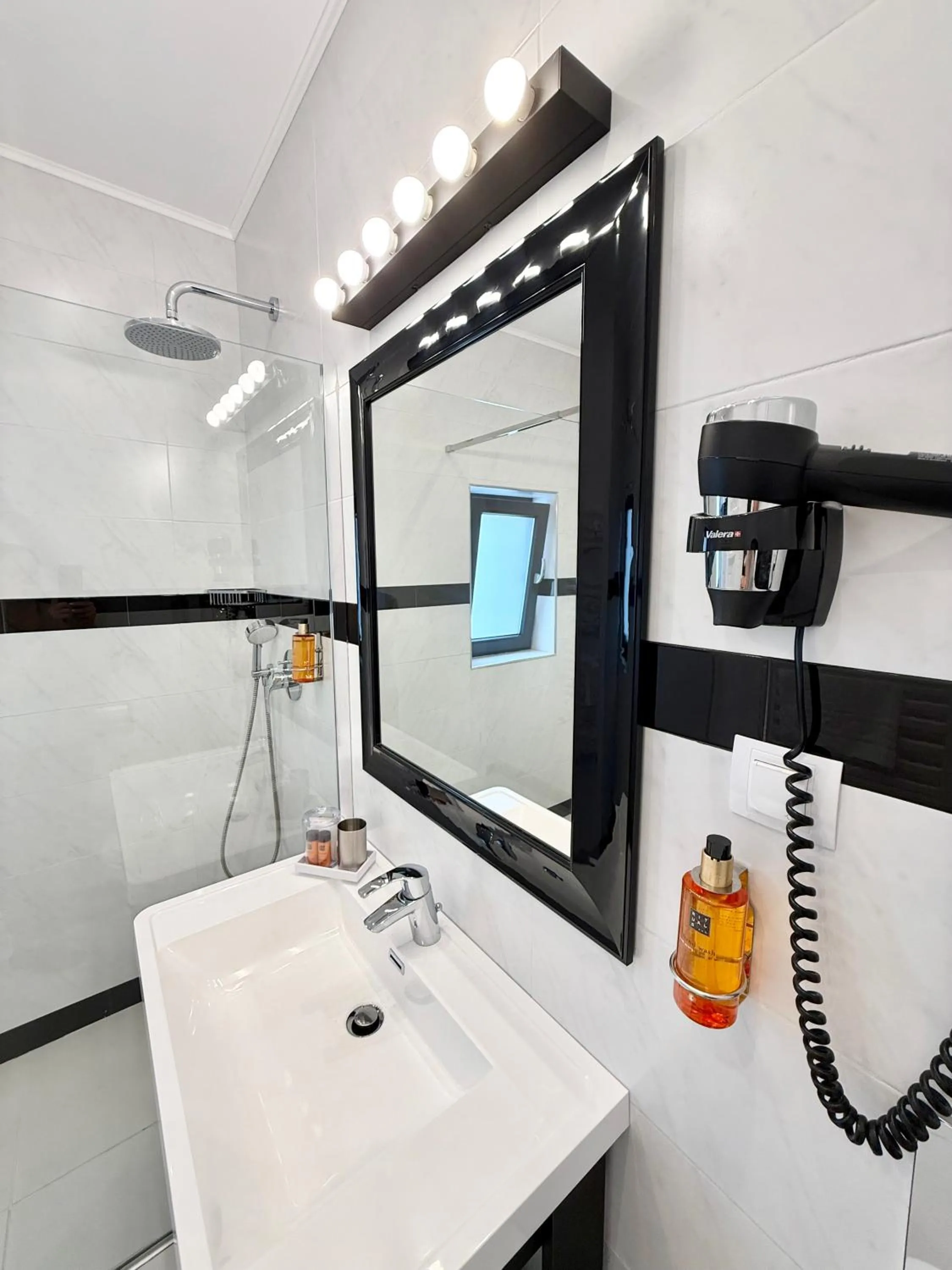 Krystal Boutique Mansion