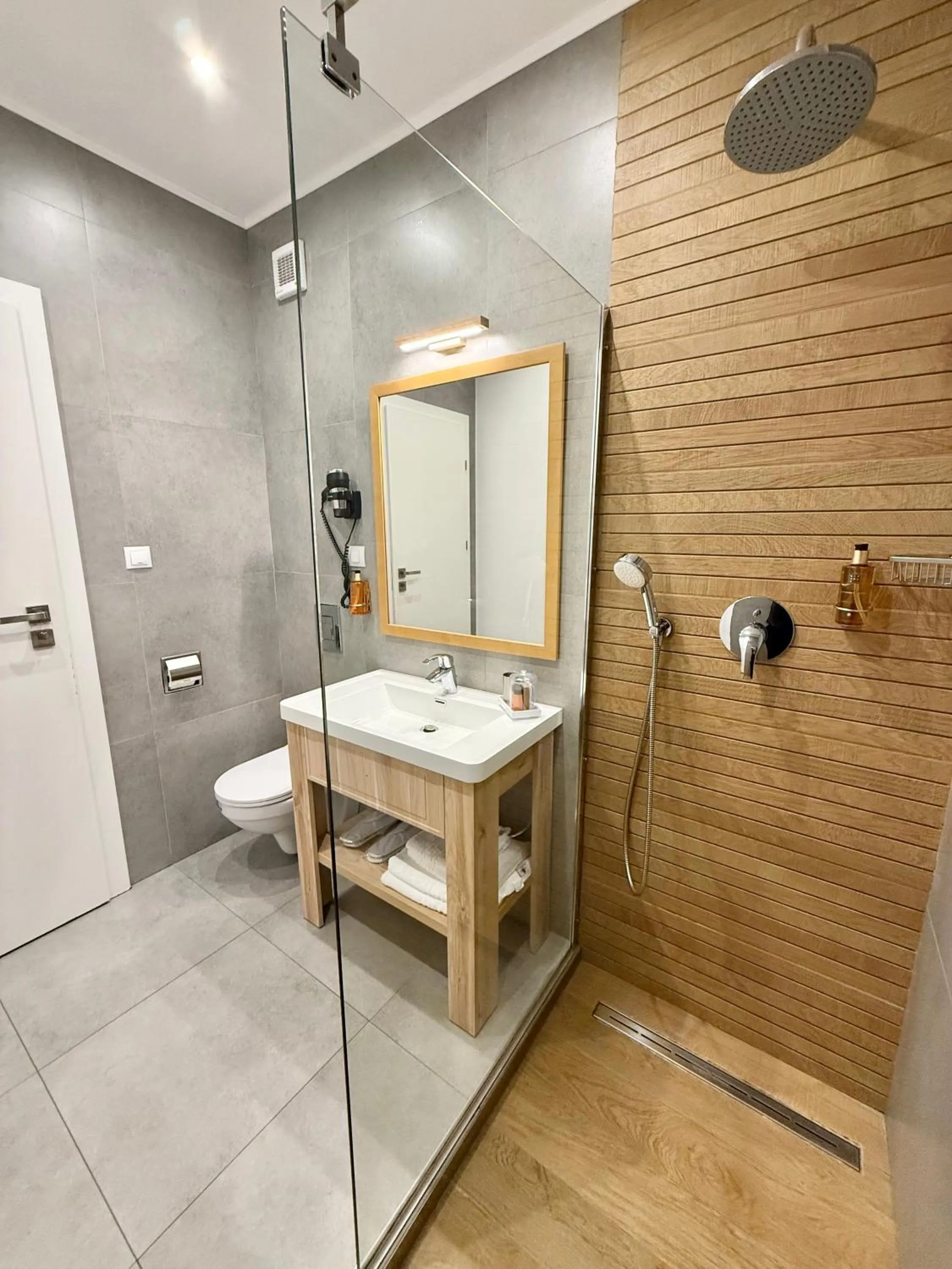 Krystal Boutique Mansion