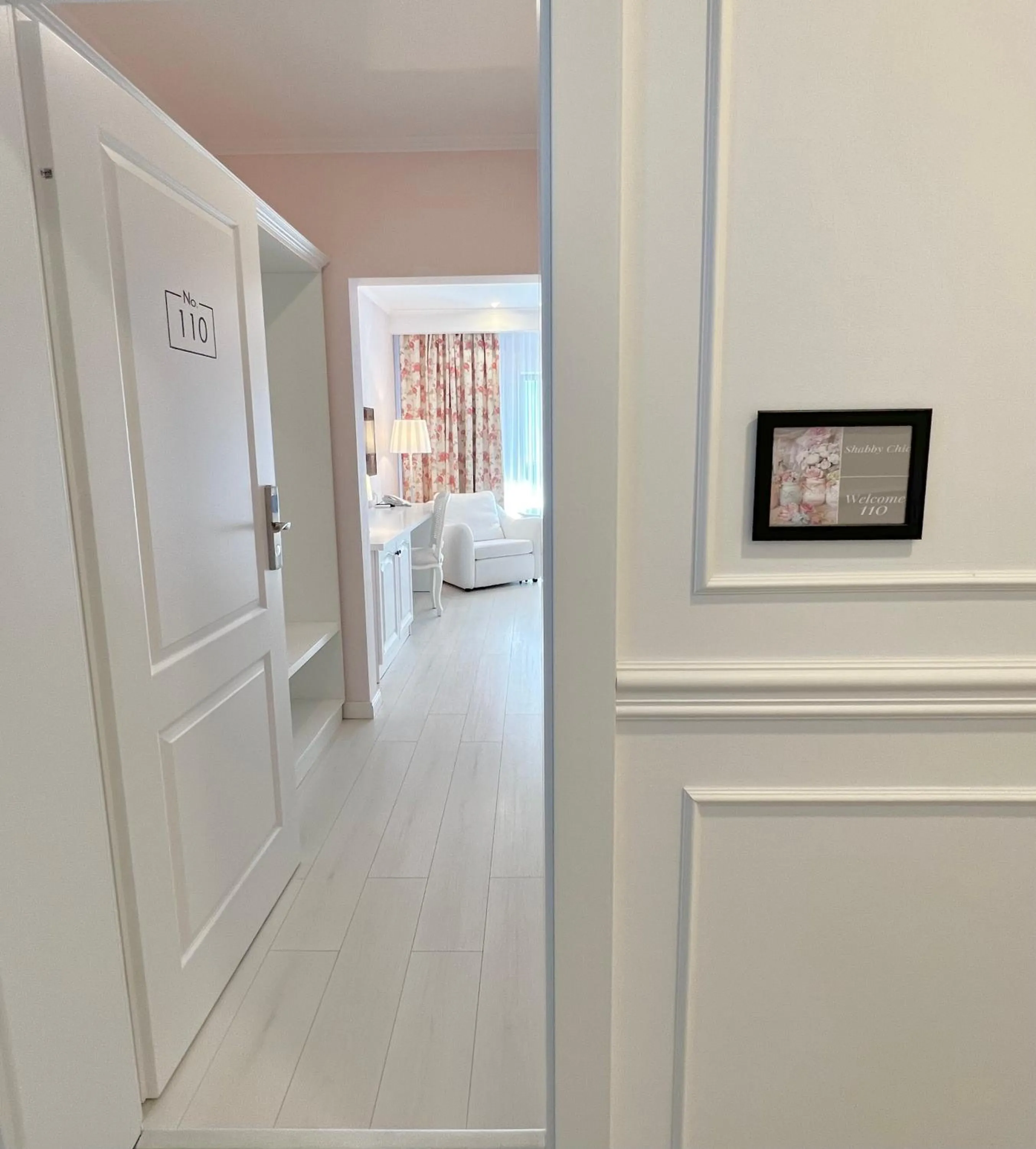 Bed in Krystal Boutique Mansion