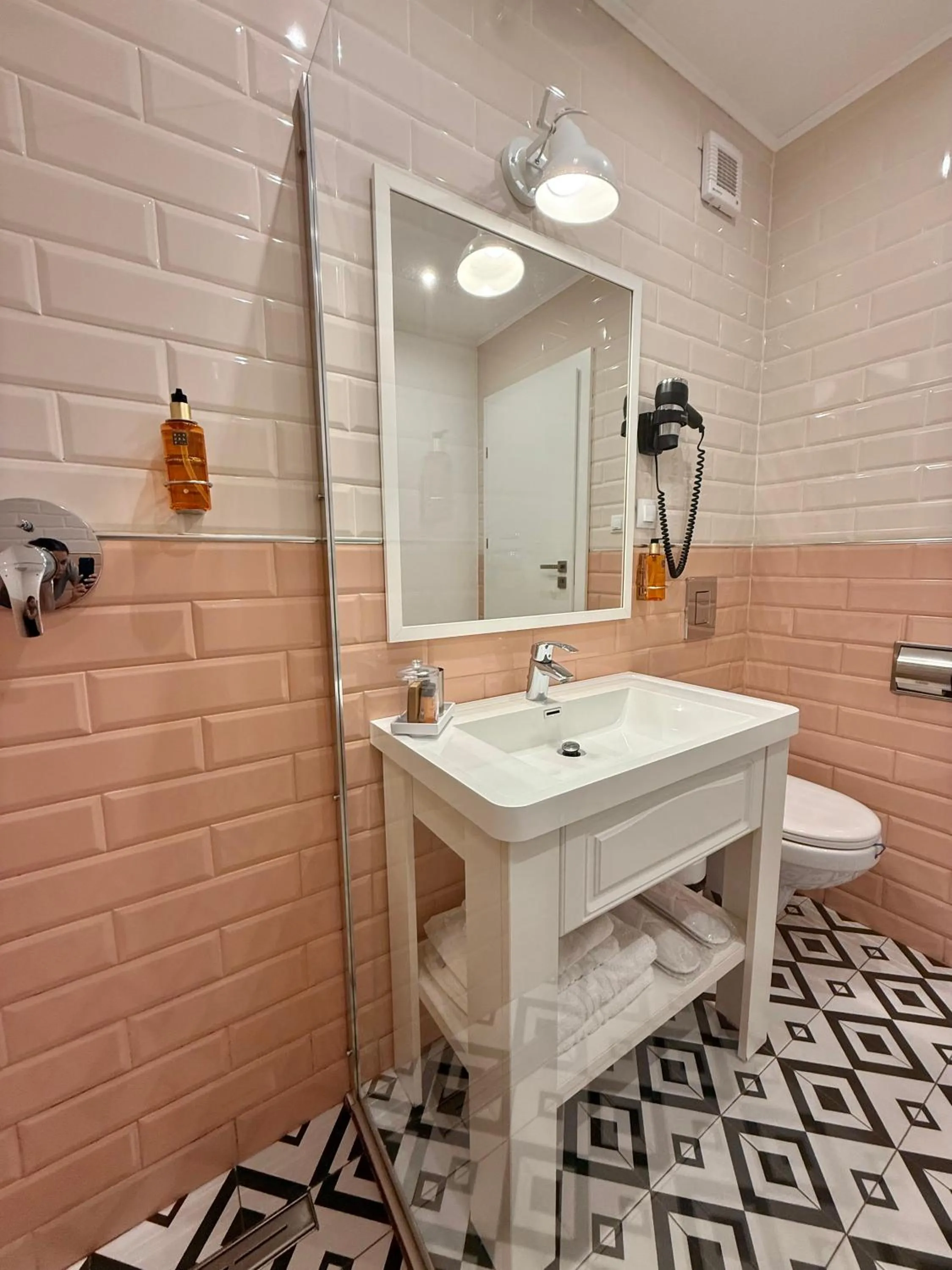 Krystal Boutique Mansion