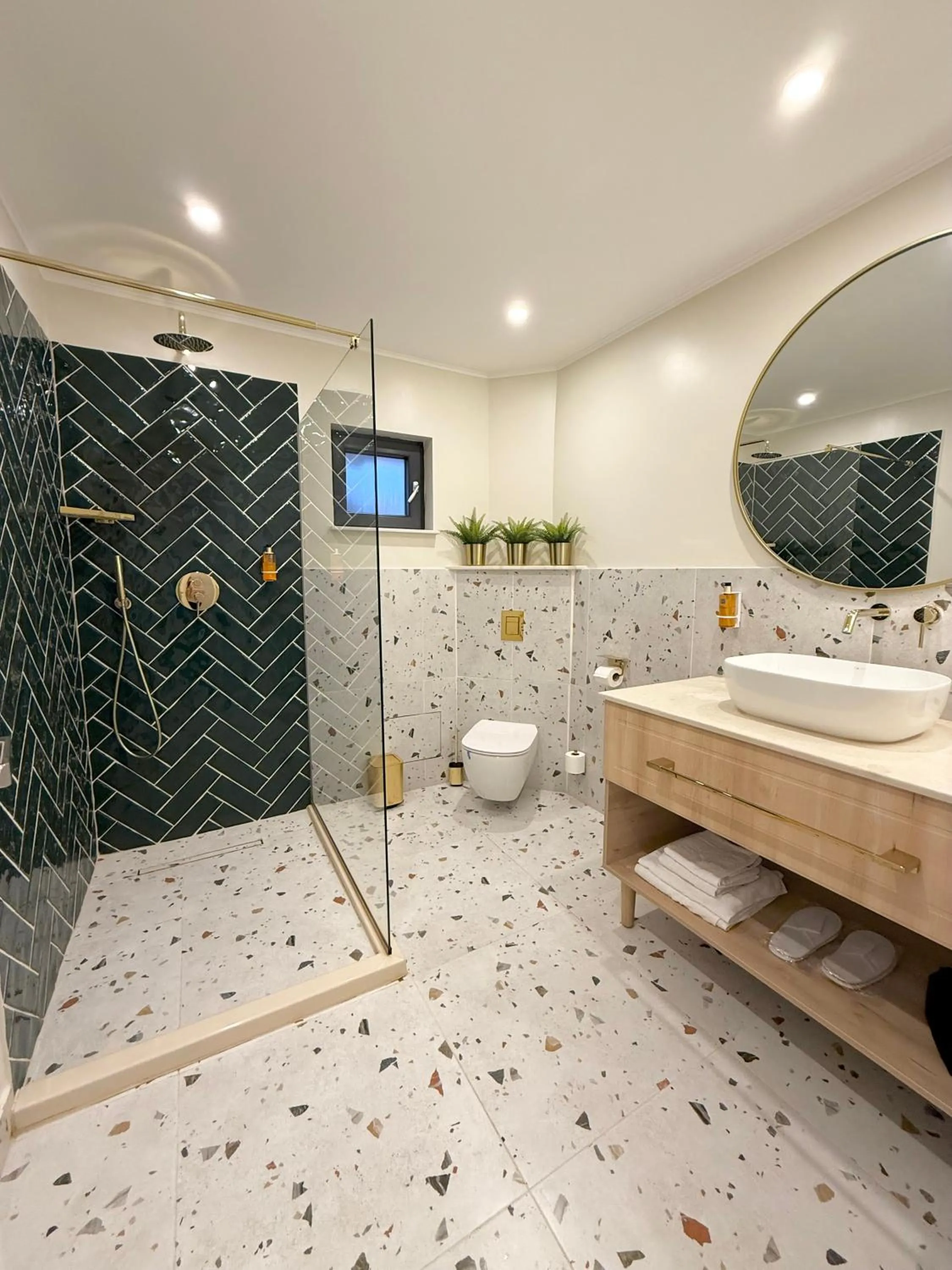 Krystal Boutique Mansion