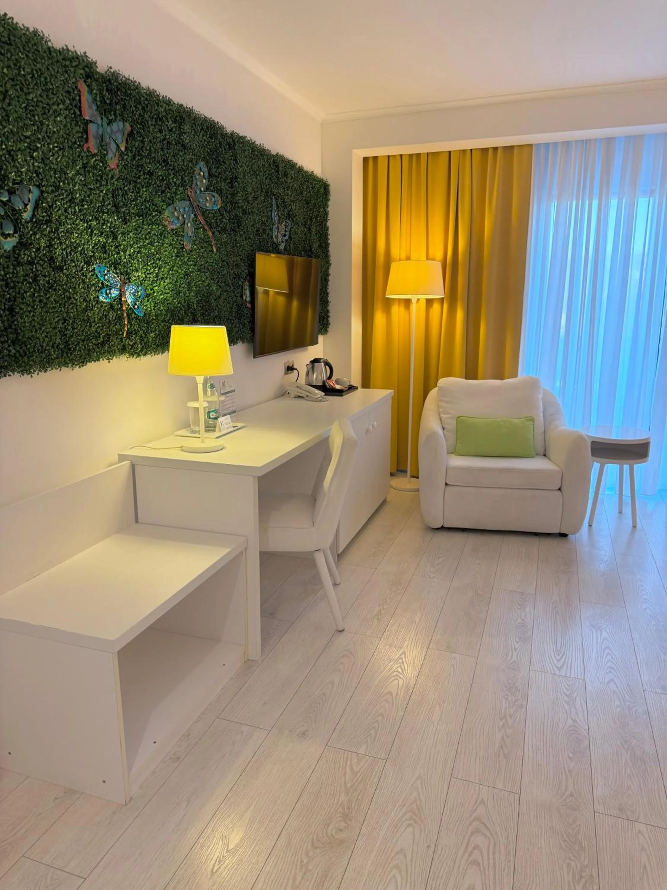 Krystal Boutique Mansion