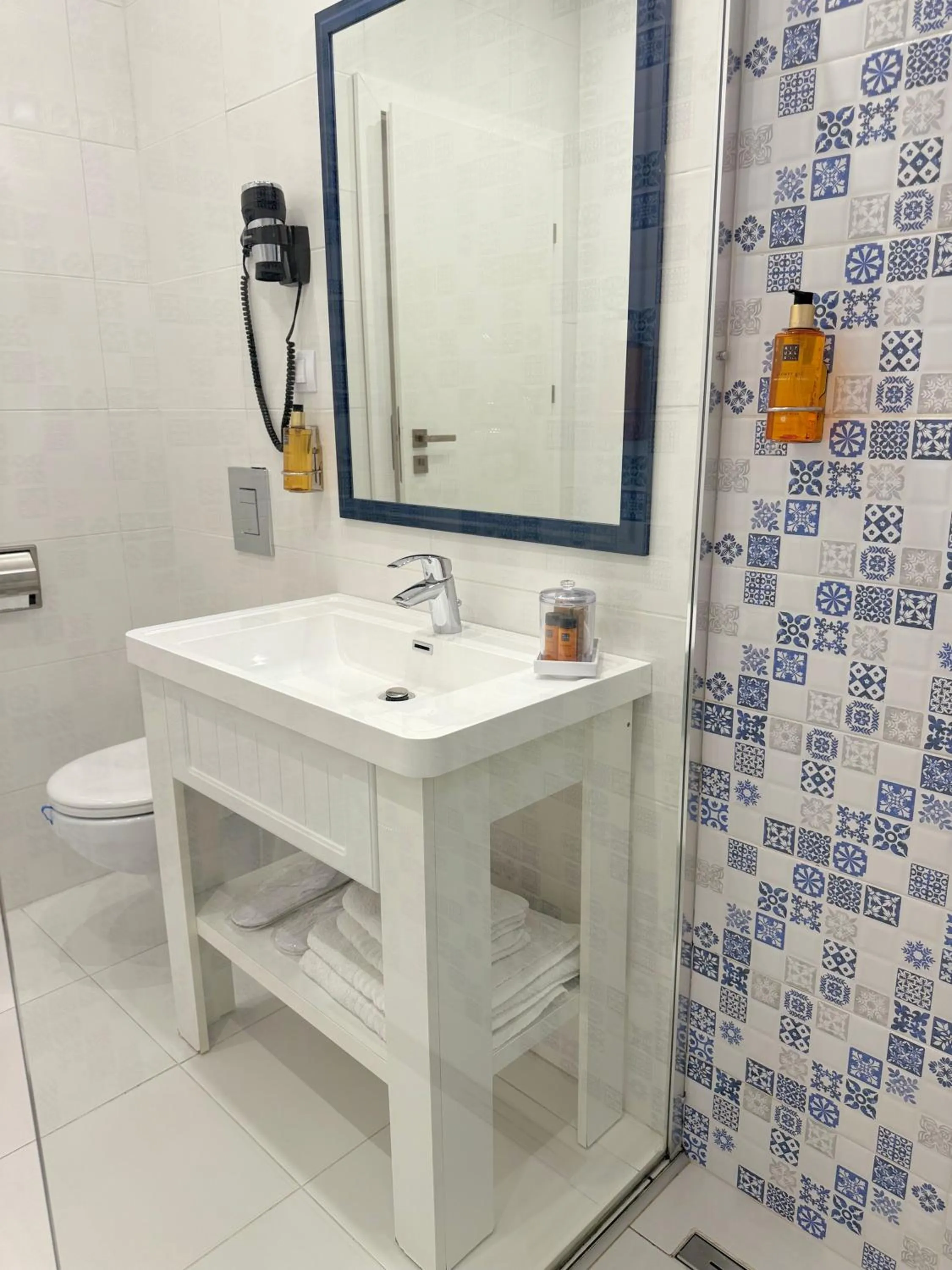 Krystal Boutique Mansion