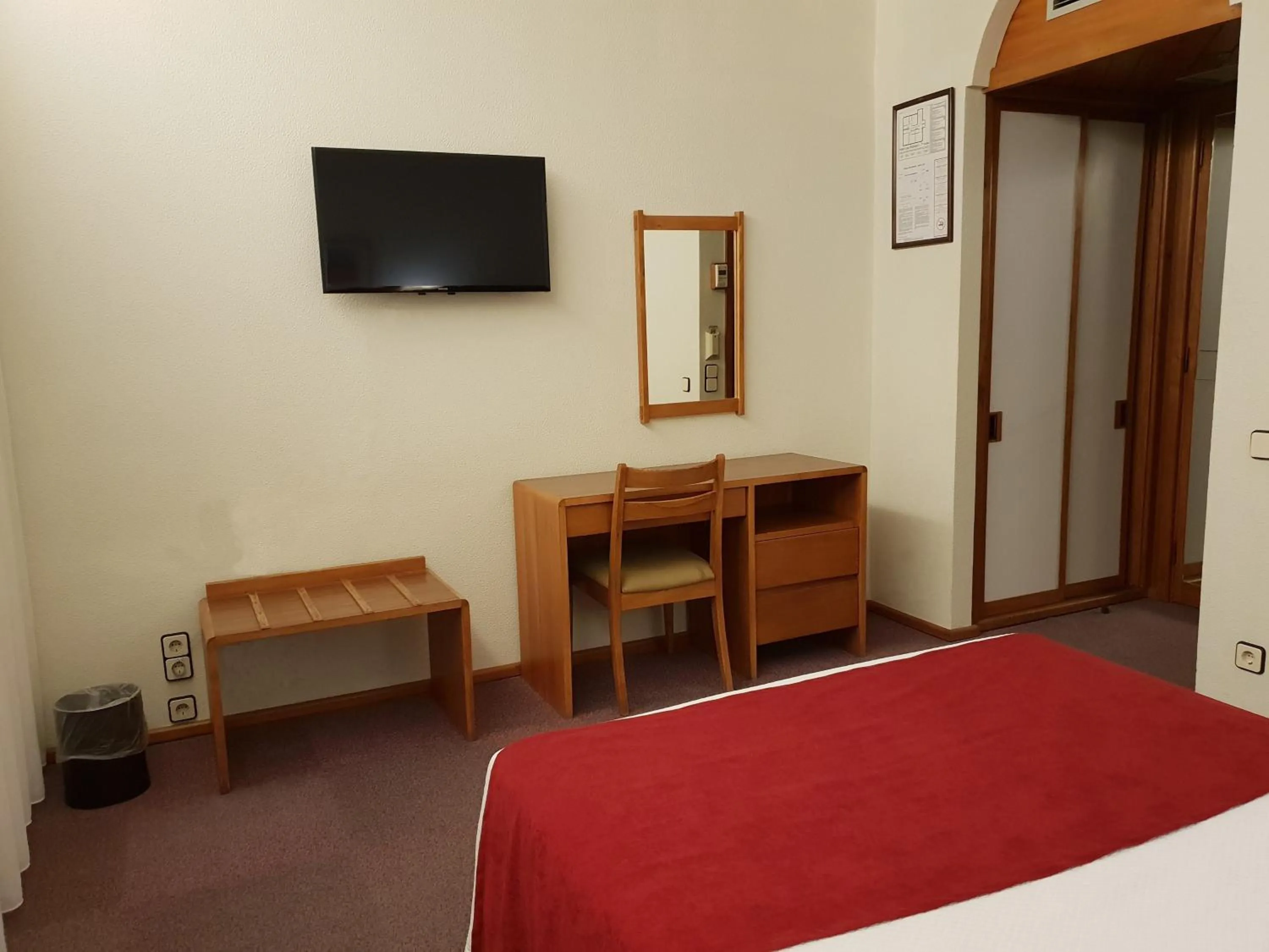 Decorative detail, Bed in Luso Brasileiro