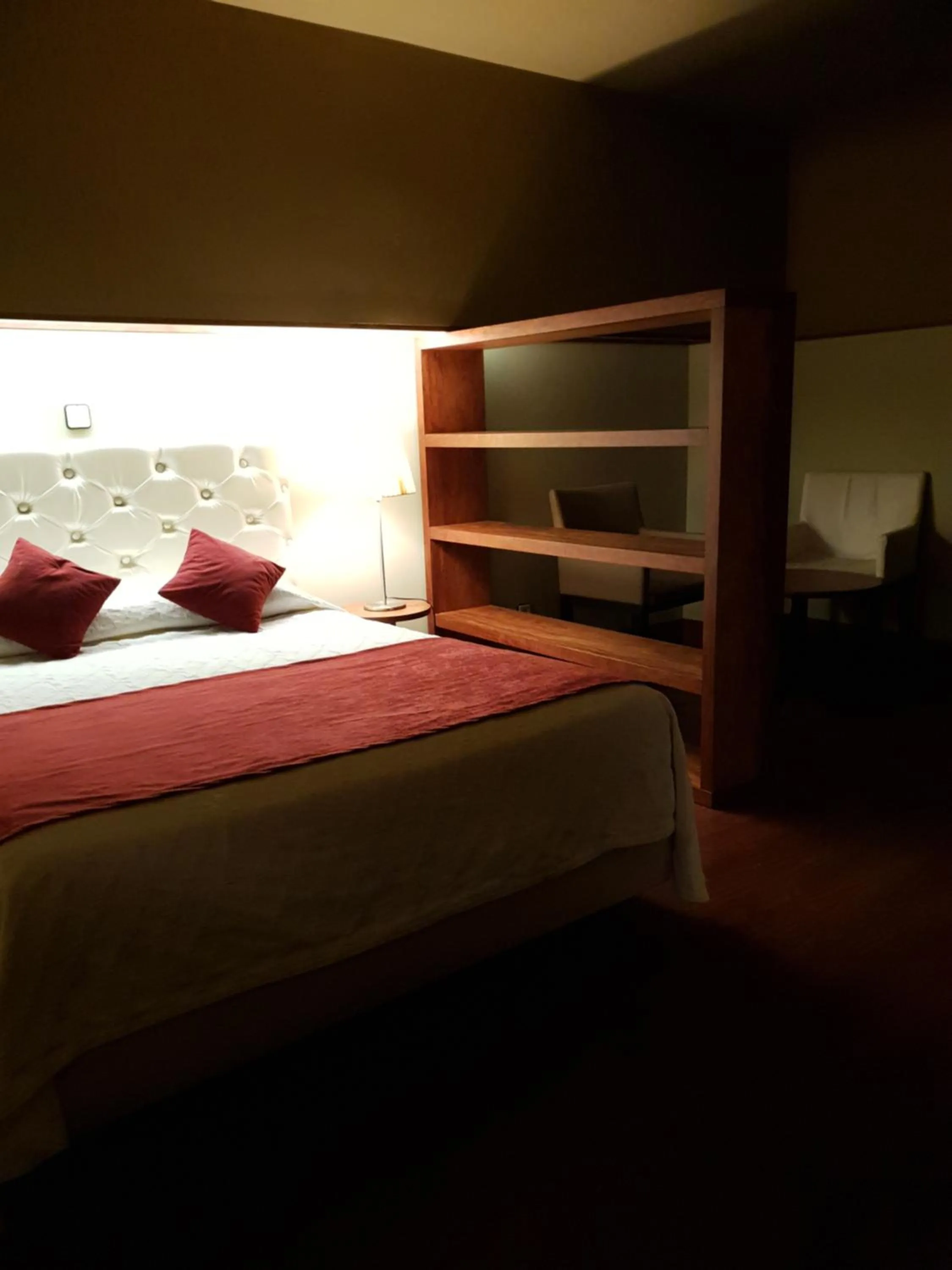 Decorative detail, Bed in Luso Brasileiro