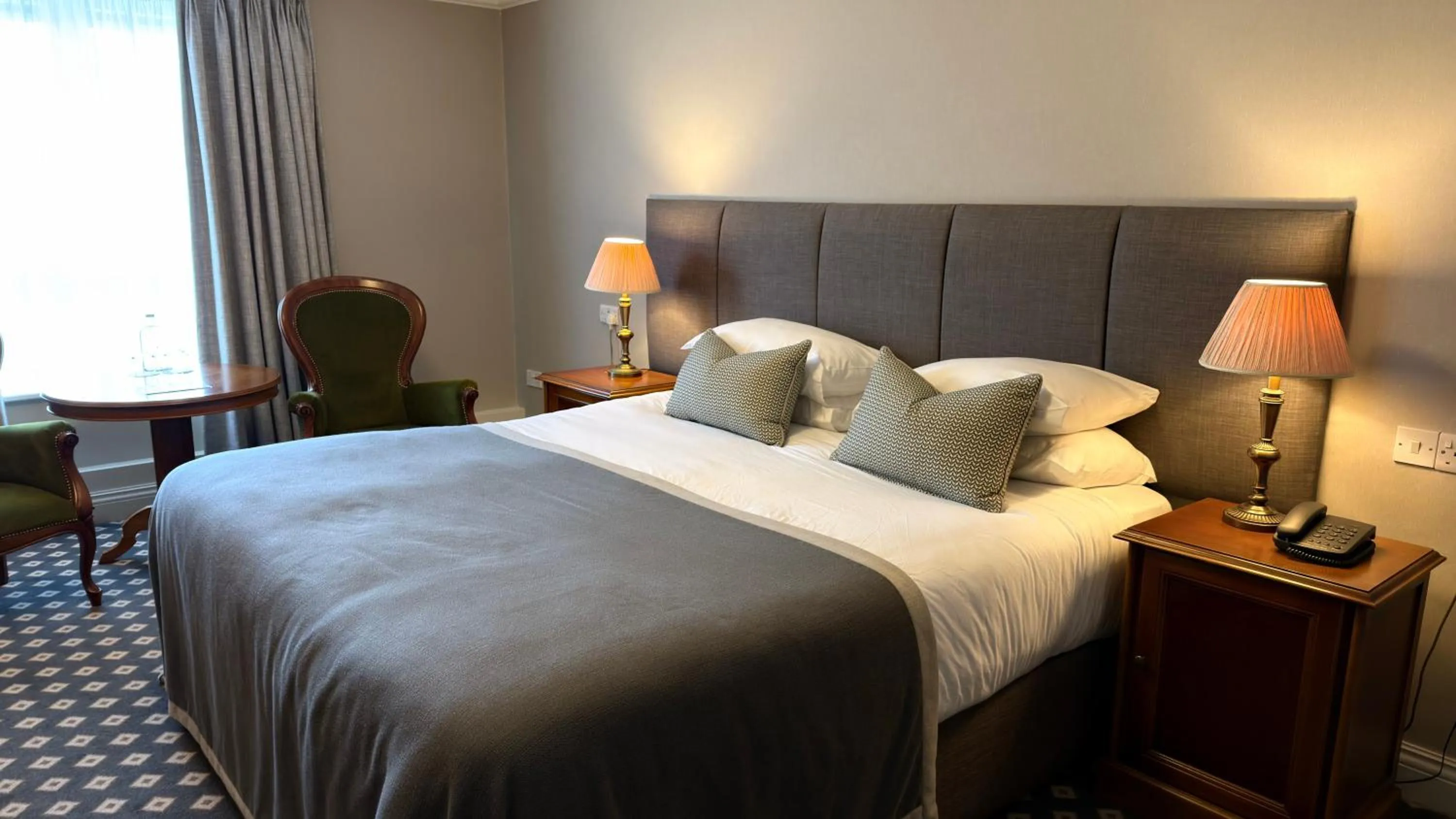 Bed in Meadowlands Hotel