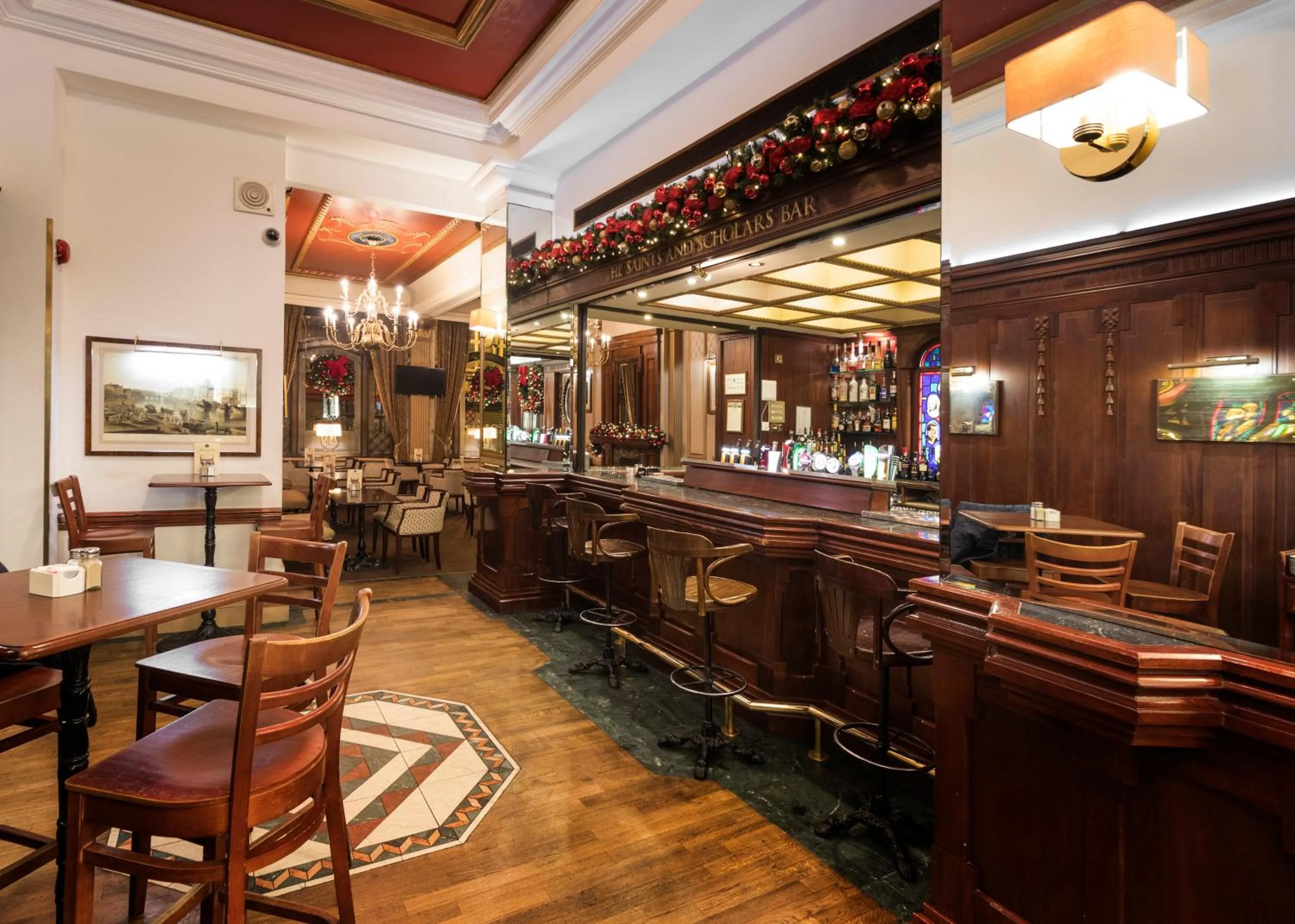 Lounge or bar in Wynn's Hotel