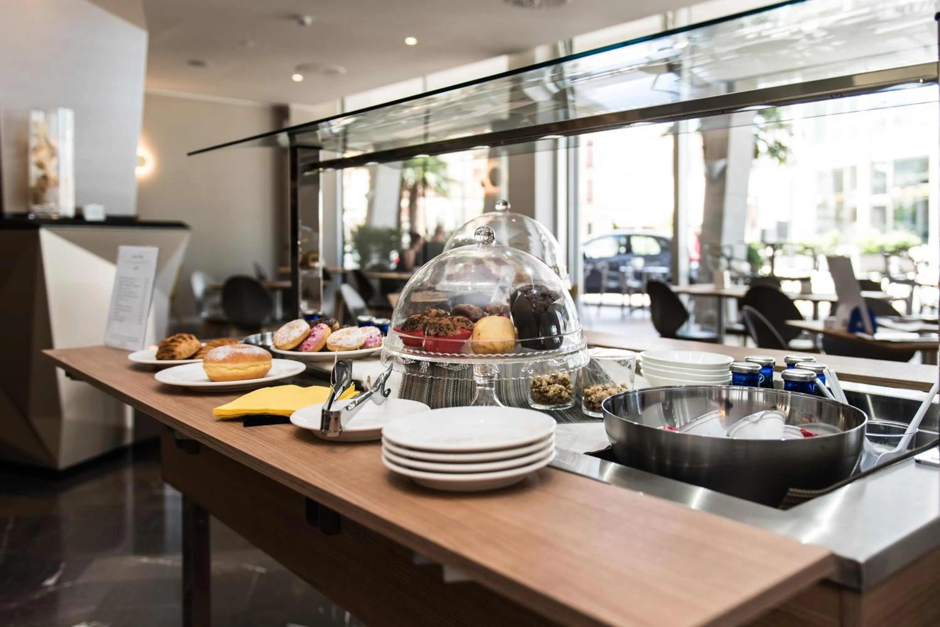 Breakfast in Hesperia Hotel & Residence