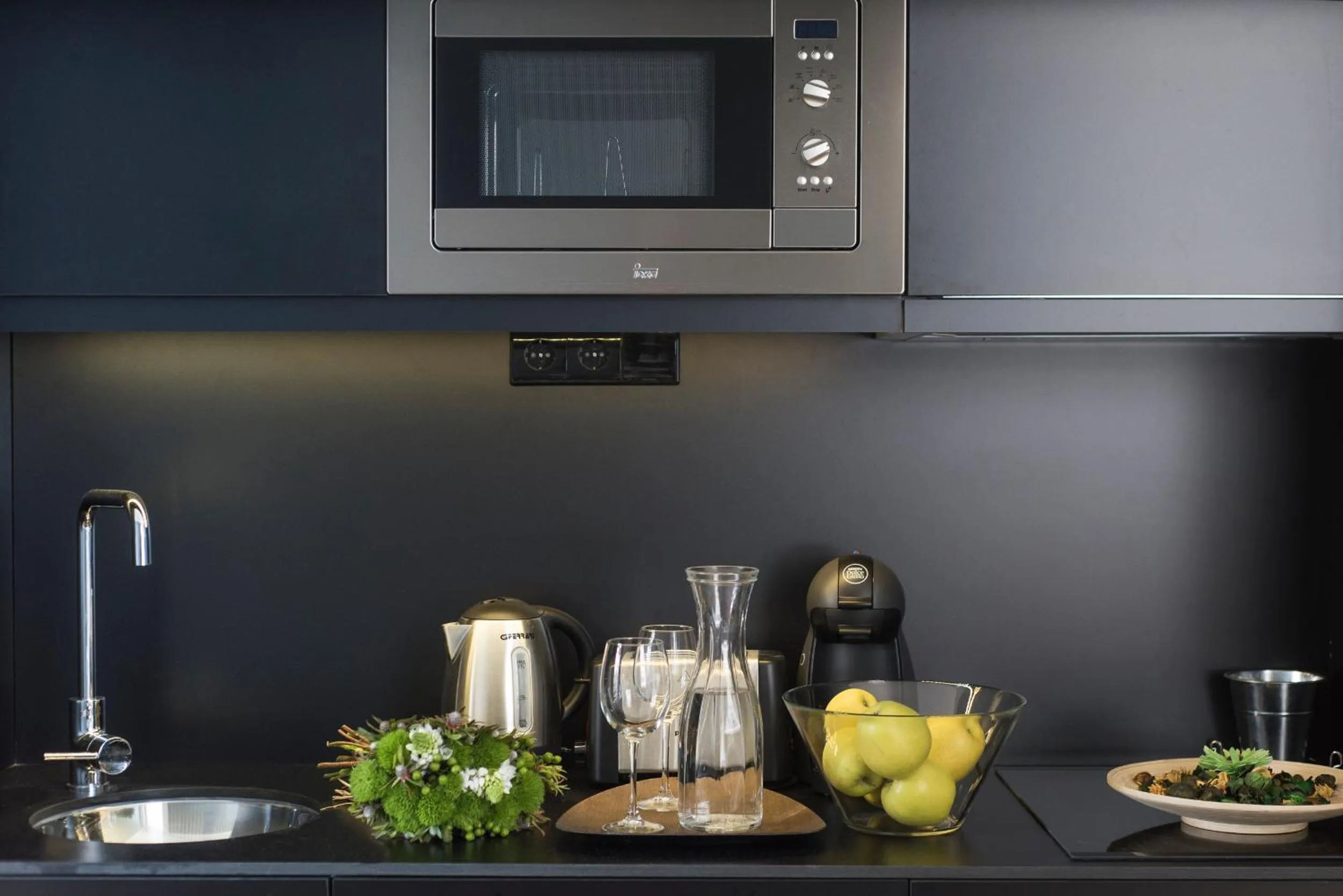 Kitchen or kitchenette in bnapartments Carregal