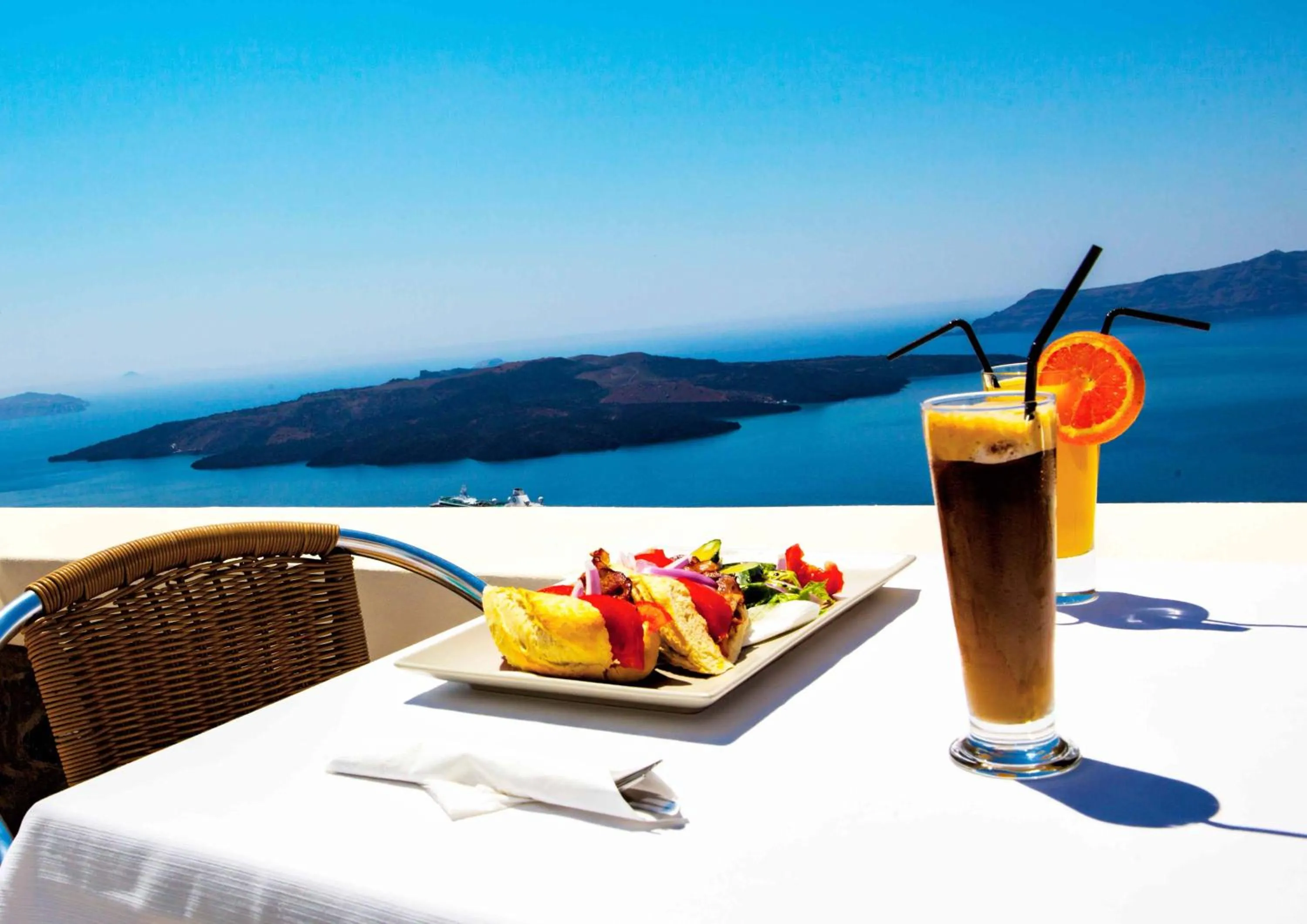 Food and drinks in Panorama Suites