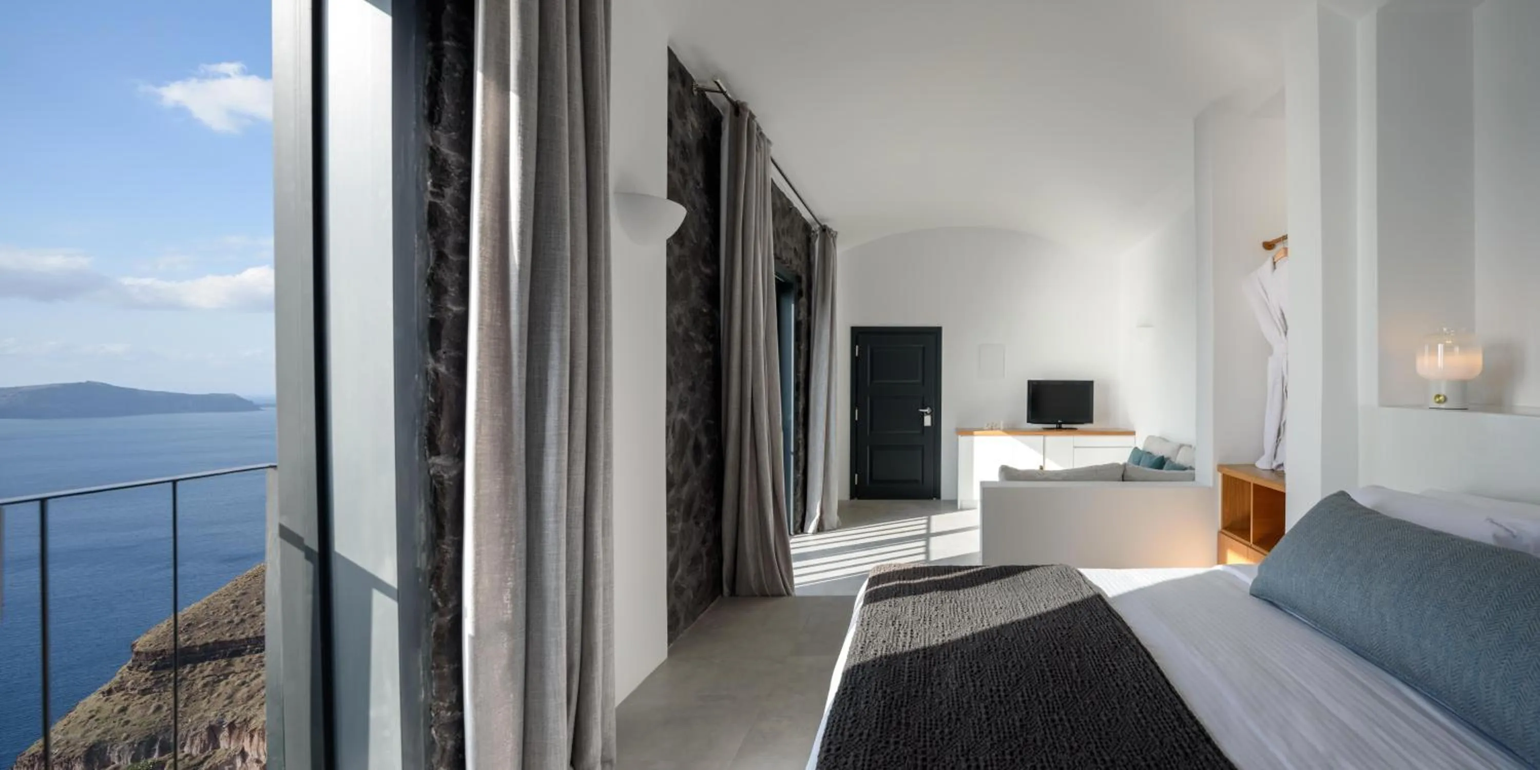 Bed in Panorama Suites