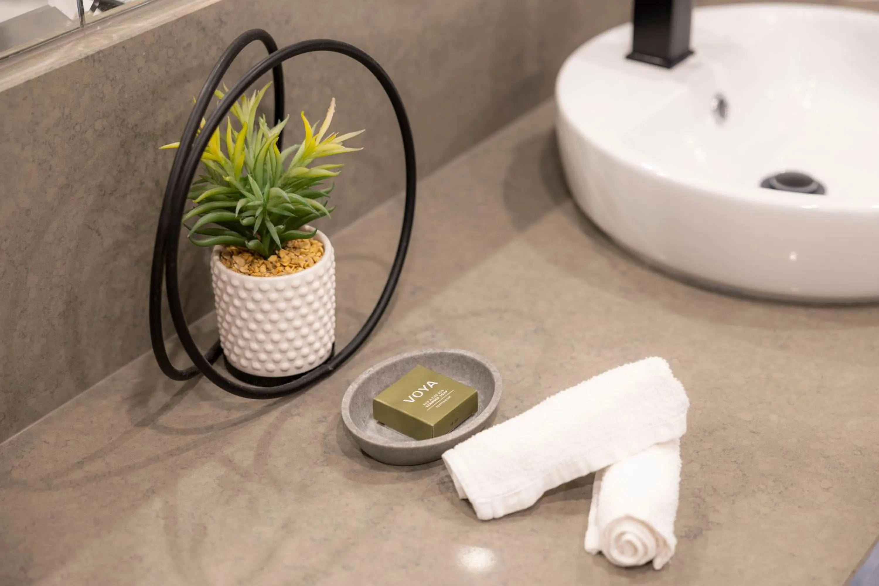 Bathroom in Wineport Lodge