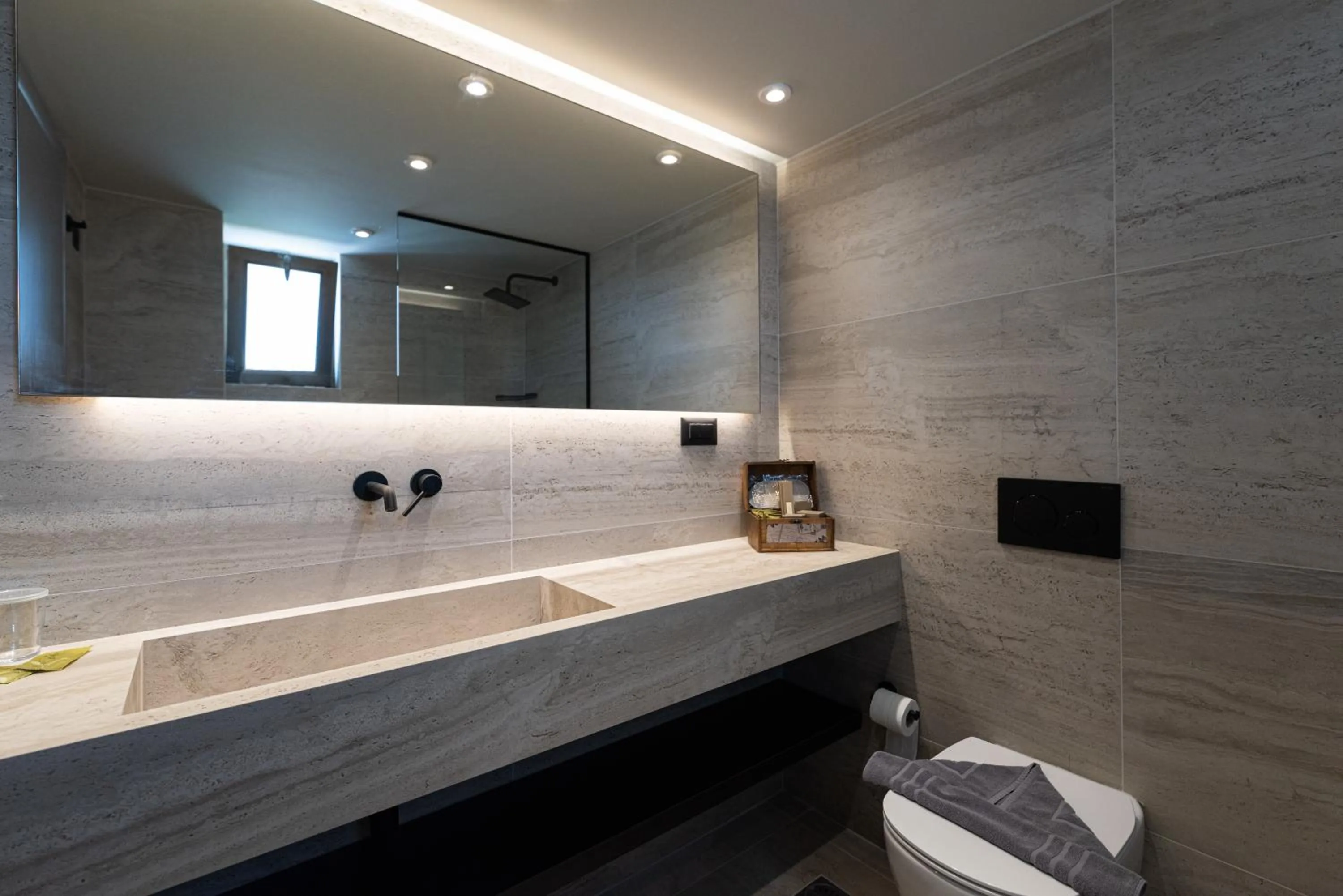 Shower in Iolida Beach by Smile Hotels
