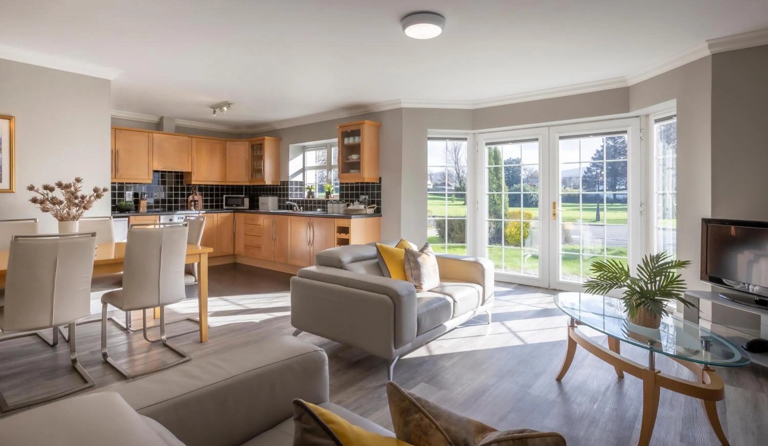 Gleneagle River Apartments