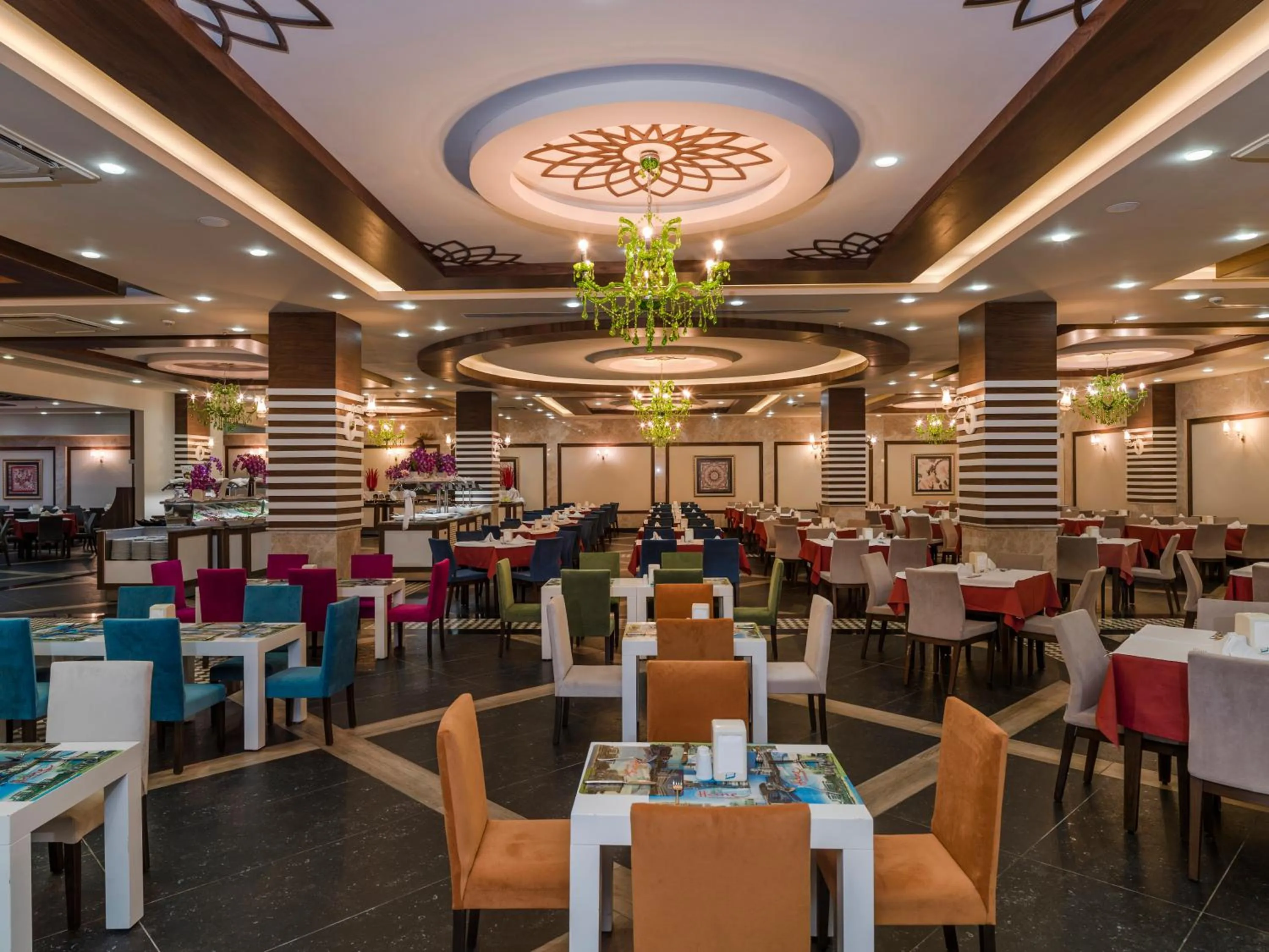 Restaurant/places to eat in Primasol Hane Family Resort Hotel