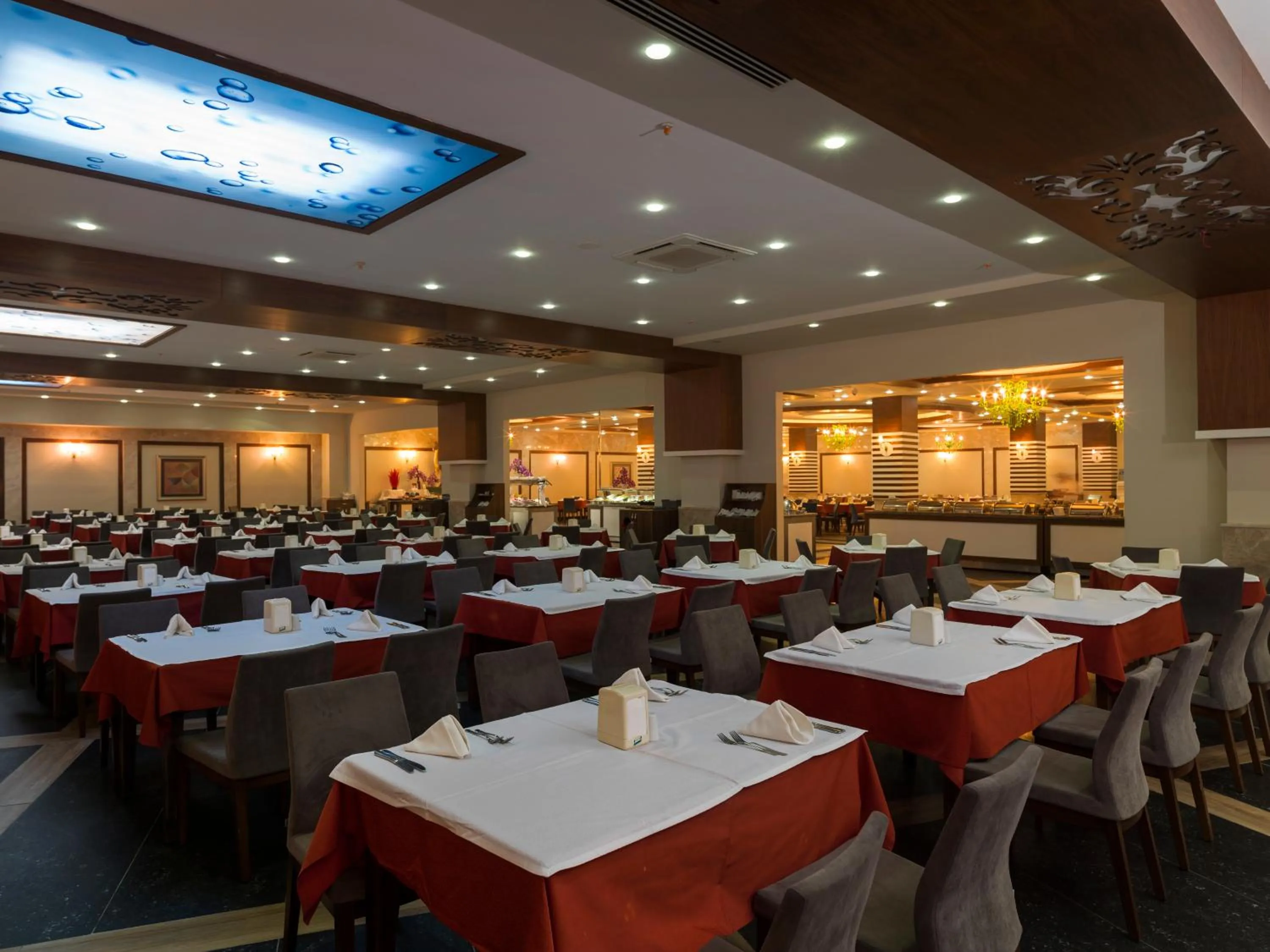 Restaurant/places to eat in Primasol Hane Family Resort Hotel