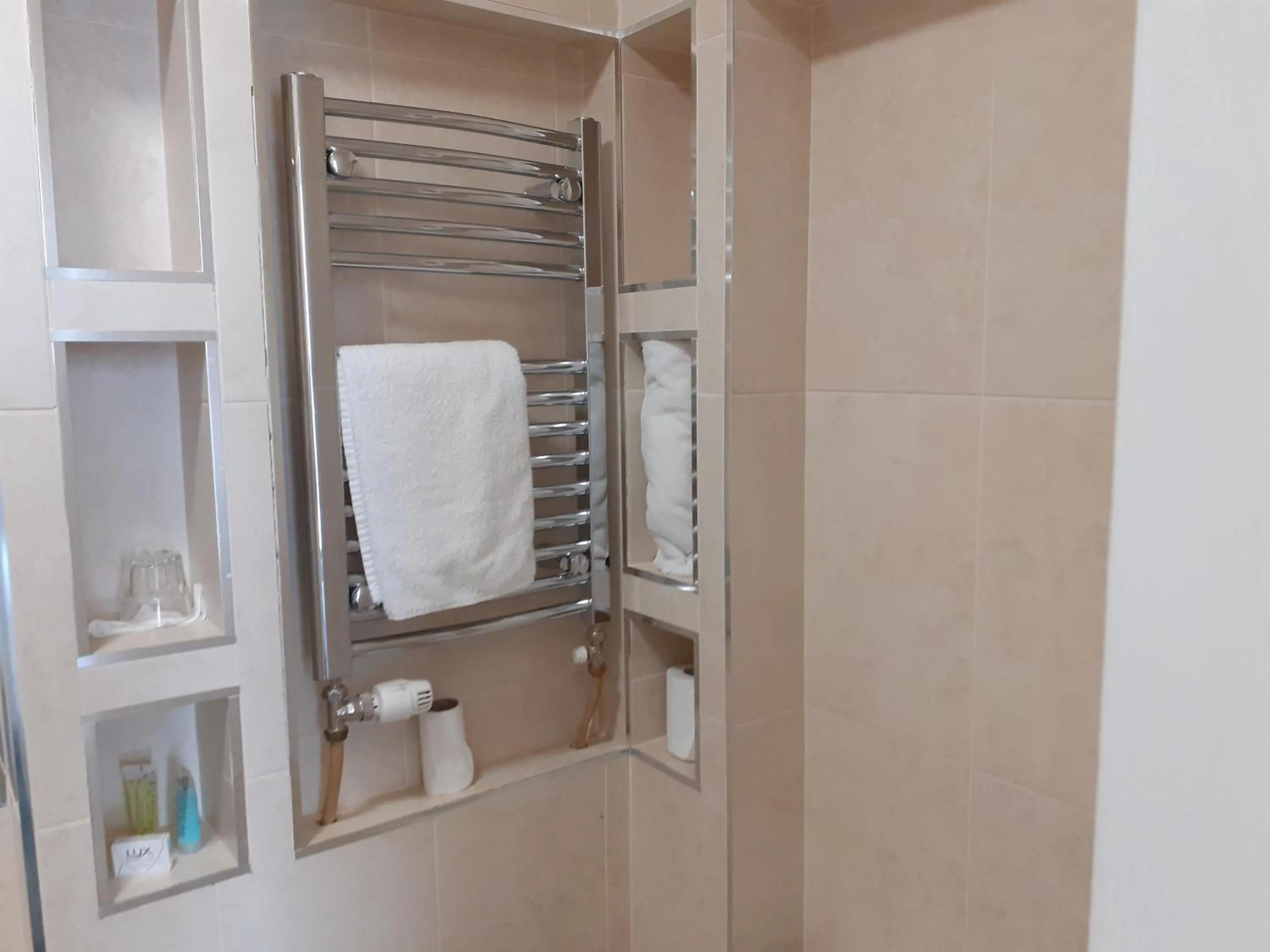 Bathroom in Redclyffe Guesthouse