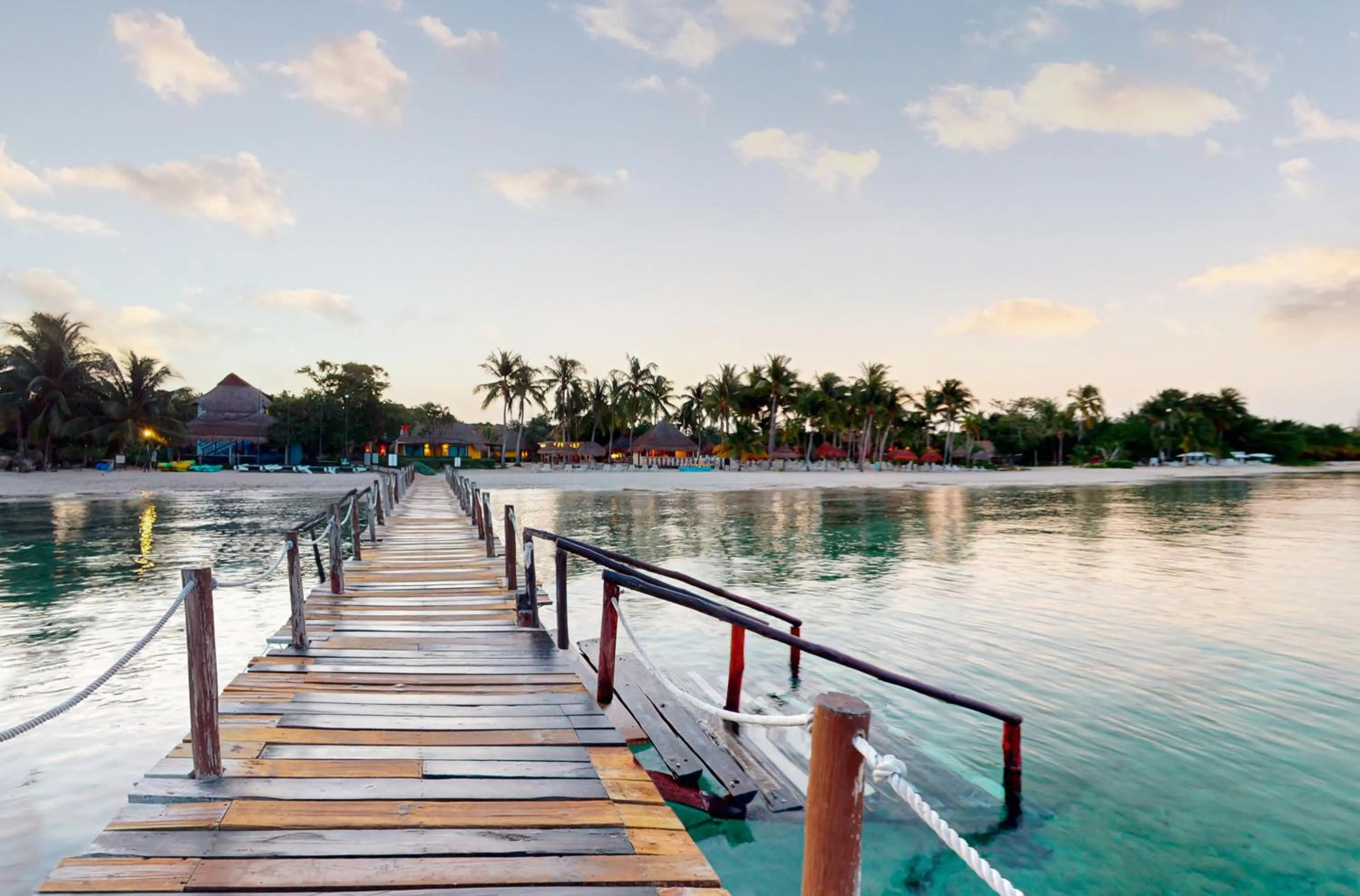 Beach in Iberostar Waves Cozumel - All Inclusive