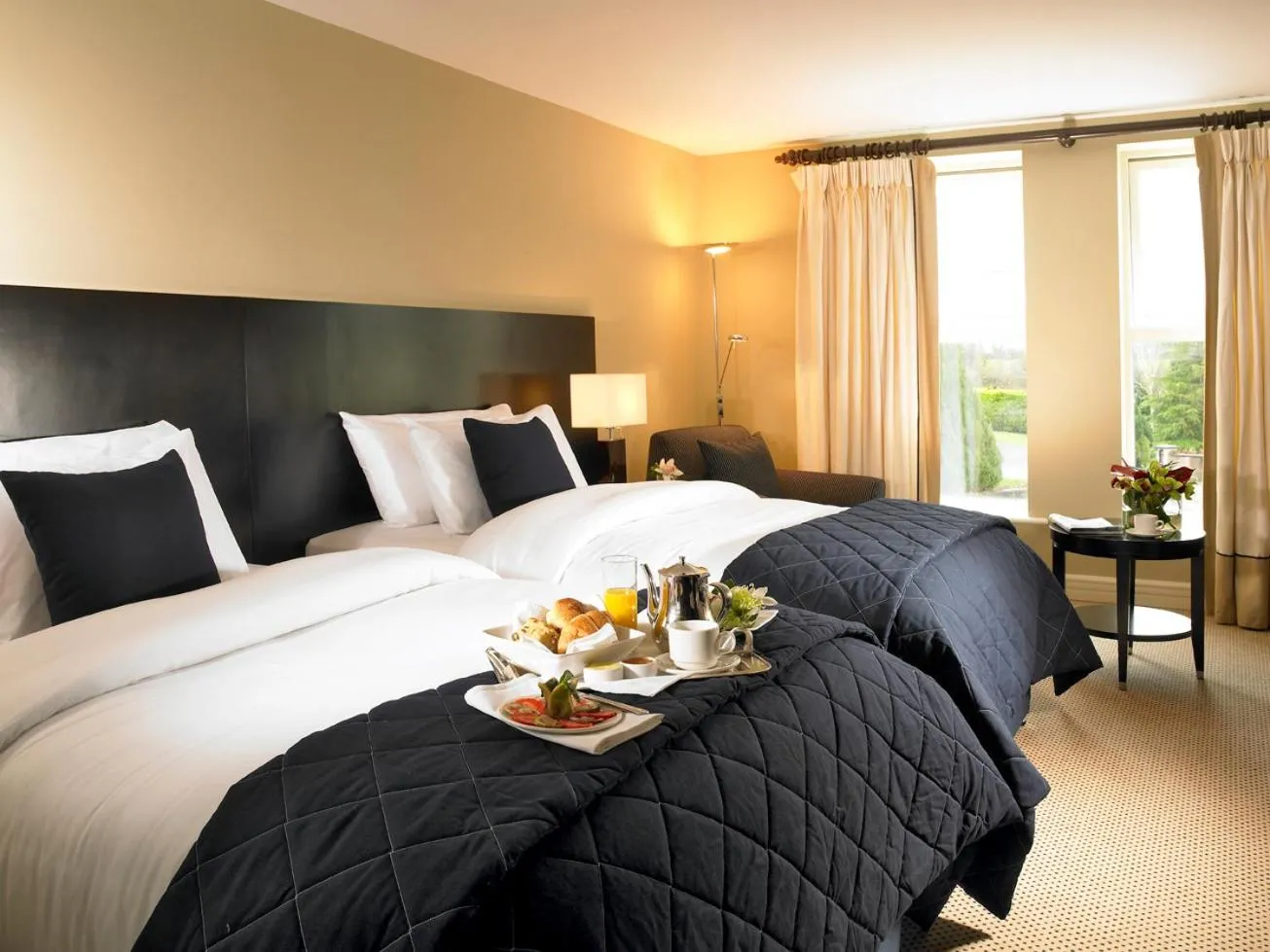 Bed in Horse & Jockey Hotel