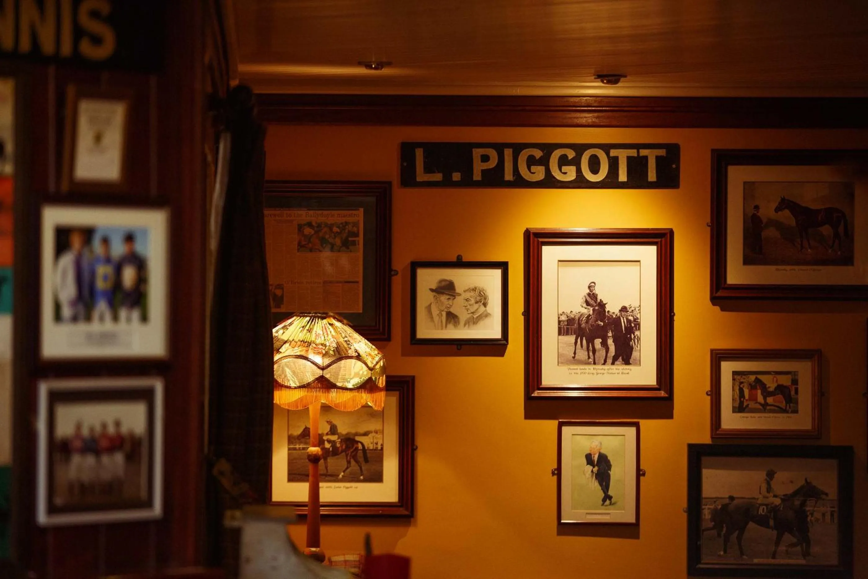 Horse & Jockey Hotel