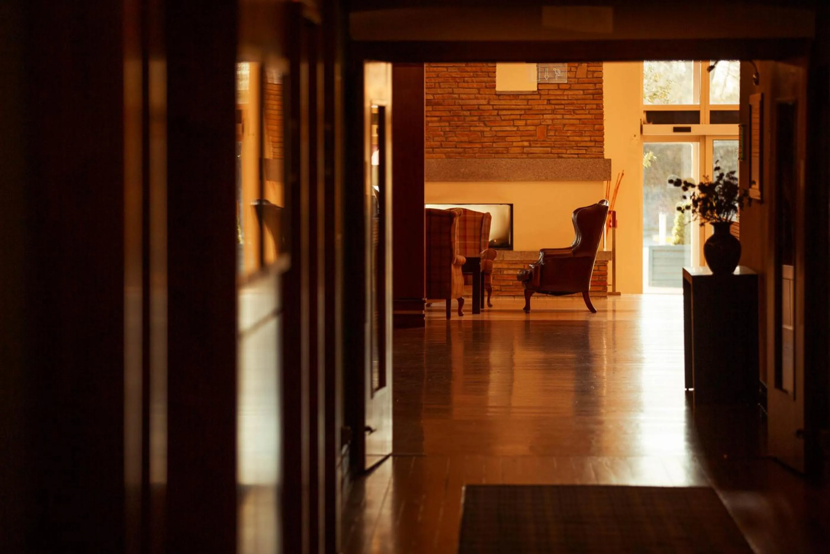 Horse & Jockey Hotel