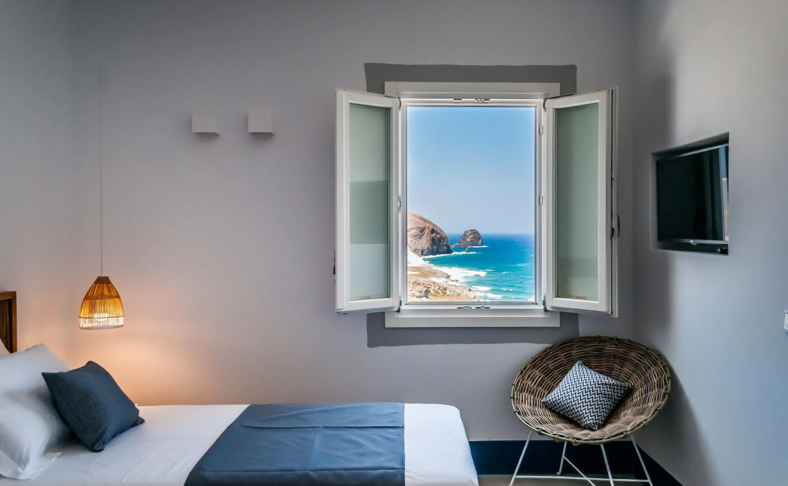 Sea view, Bed in Milos Breeze Boutique Hotel