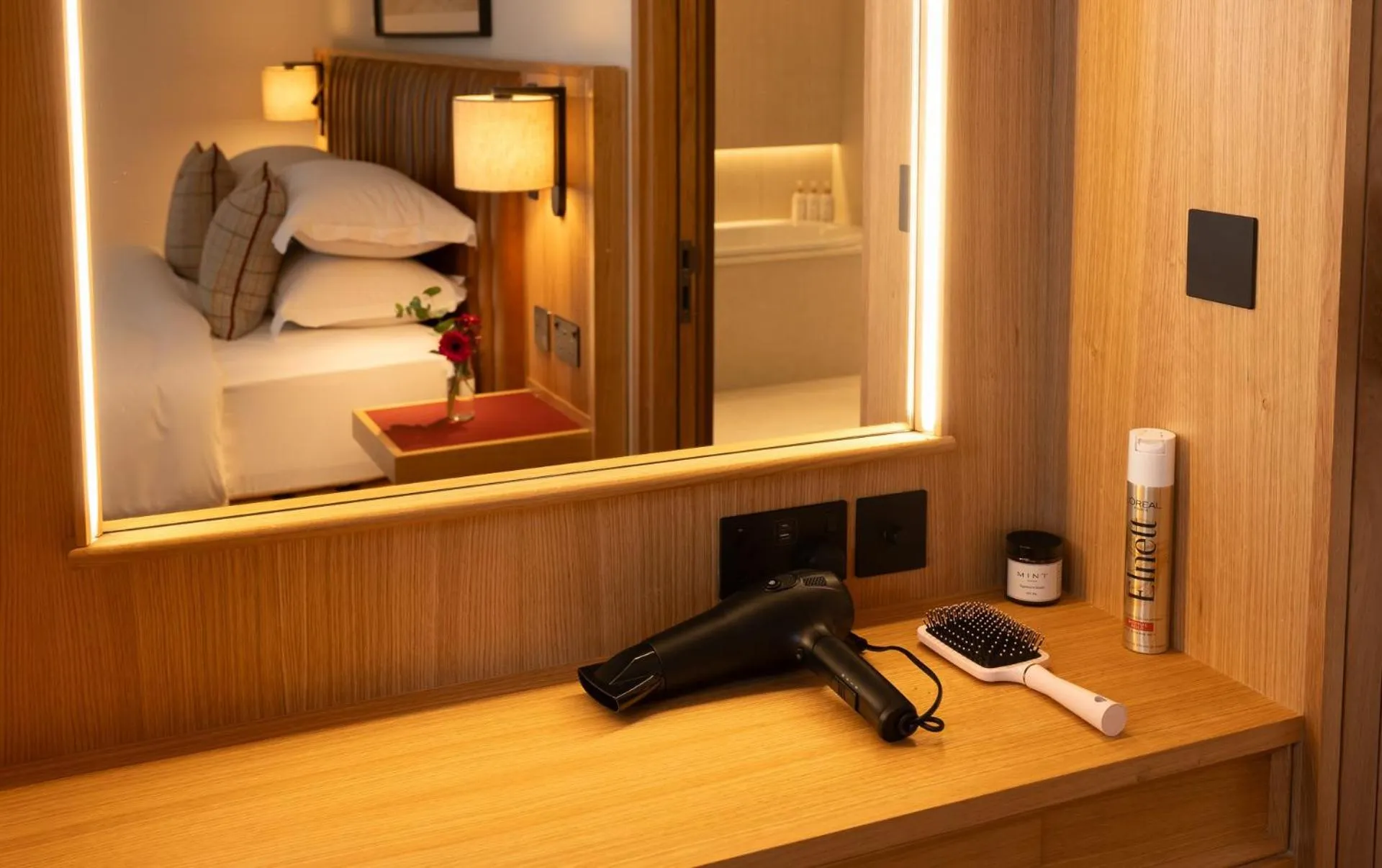 Bed in Kilkenny Pembroke Hotel