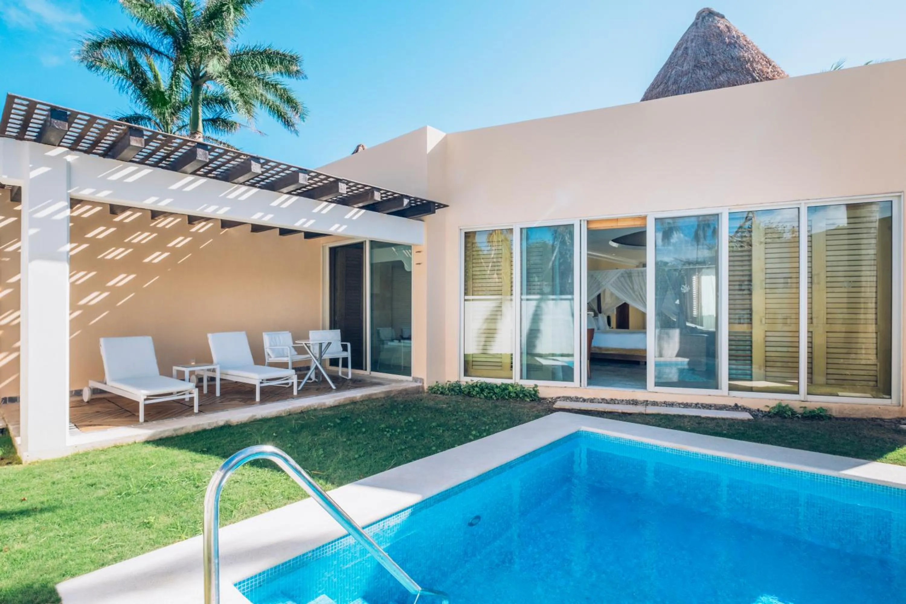 Day in JOIA Paraiso by Iberostar - Adults Only All Inclusive Resort