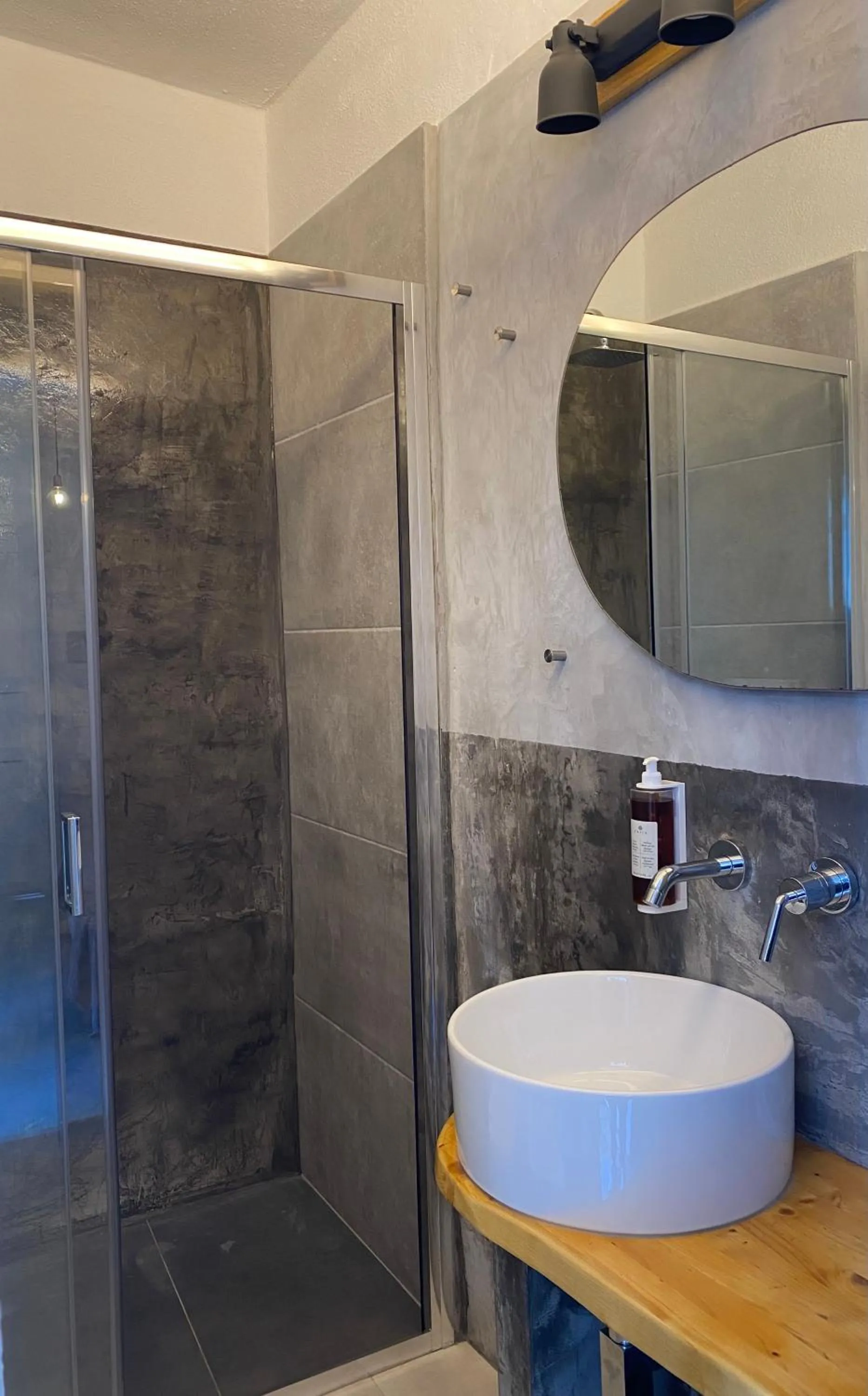 Shower in Black Market Hotel