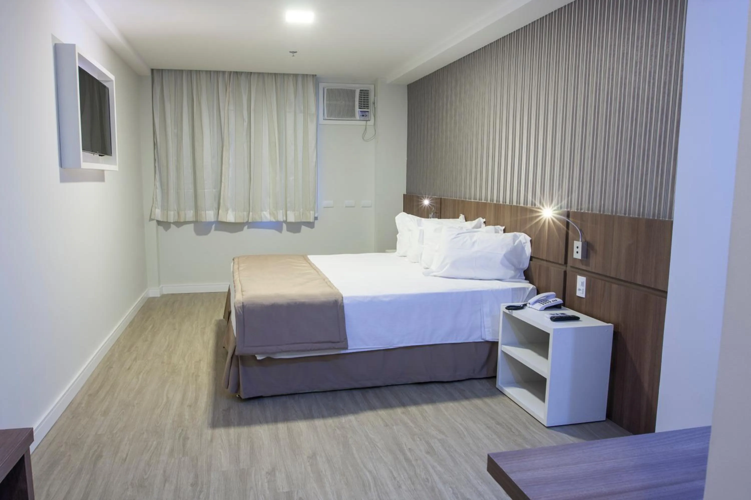 Photo of the whole room, Bed in Casa Nova Hotel