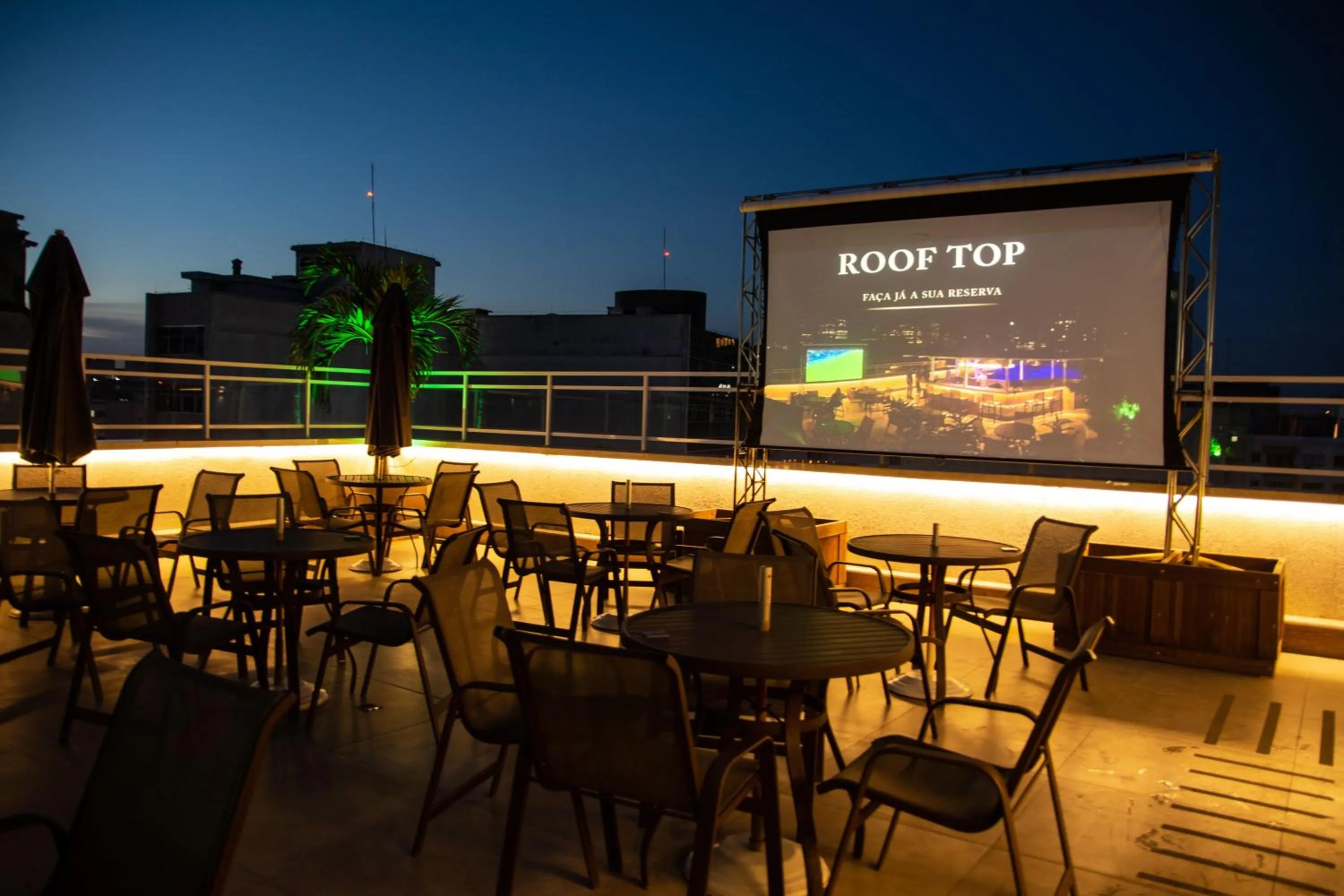 Lounge or bar in Casa Nova Hotel