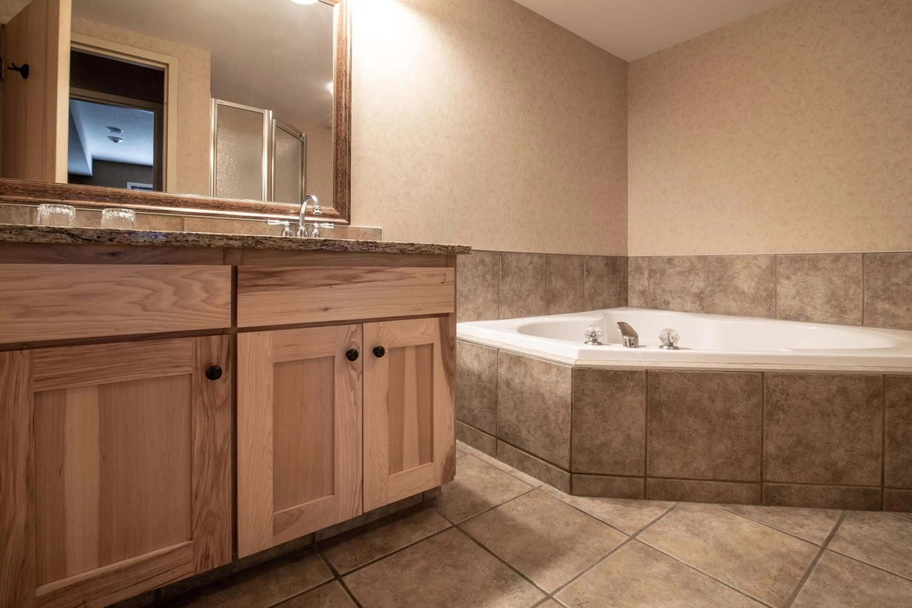 Bathroom in Elkwater Lake Lodge and Resort