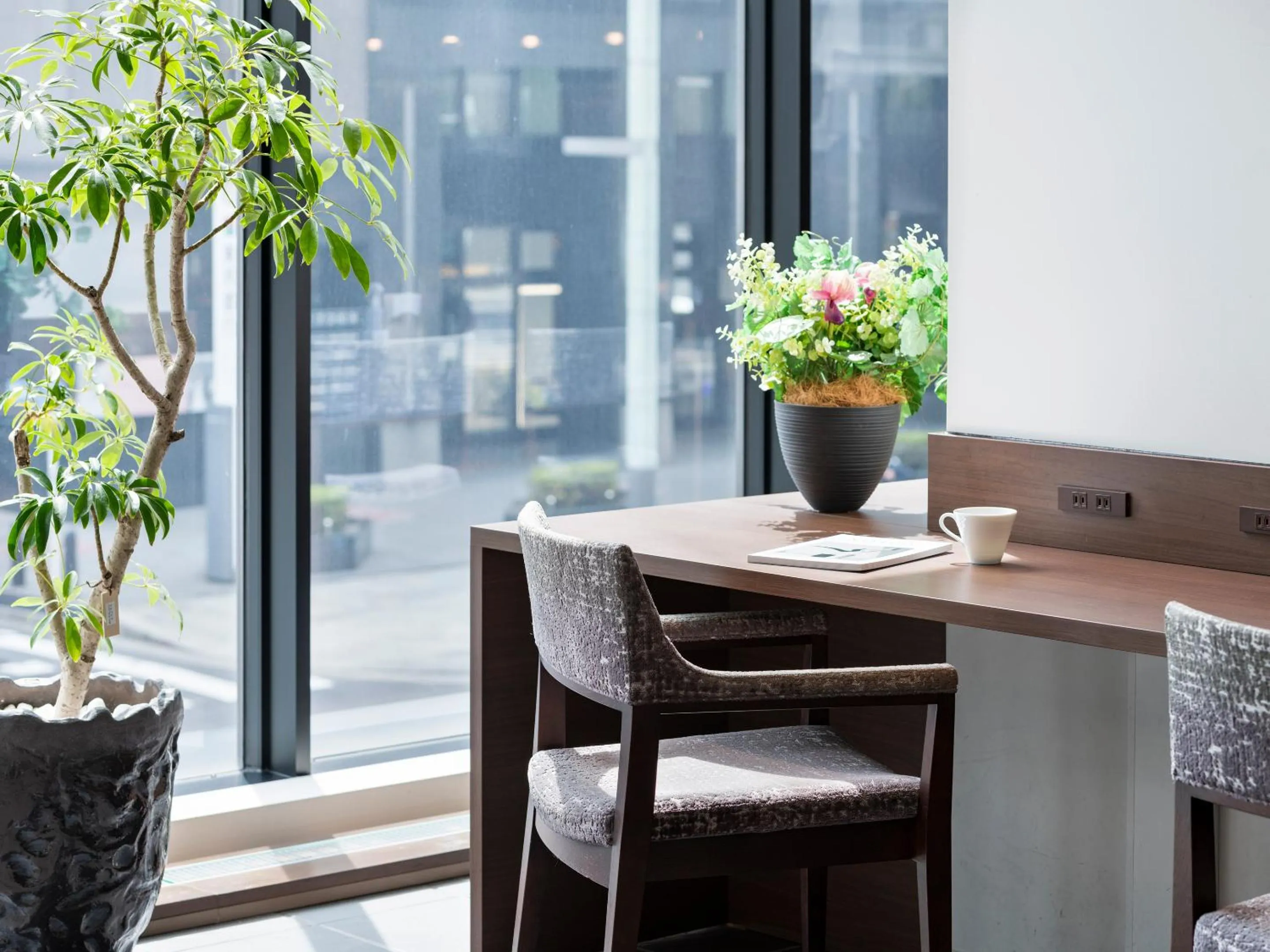 Lobby or reception in Mitsui Garden Hotel Kyobashi - Tokyo Station