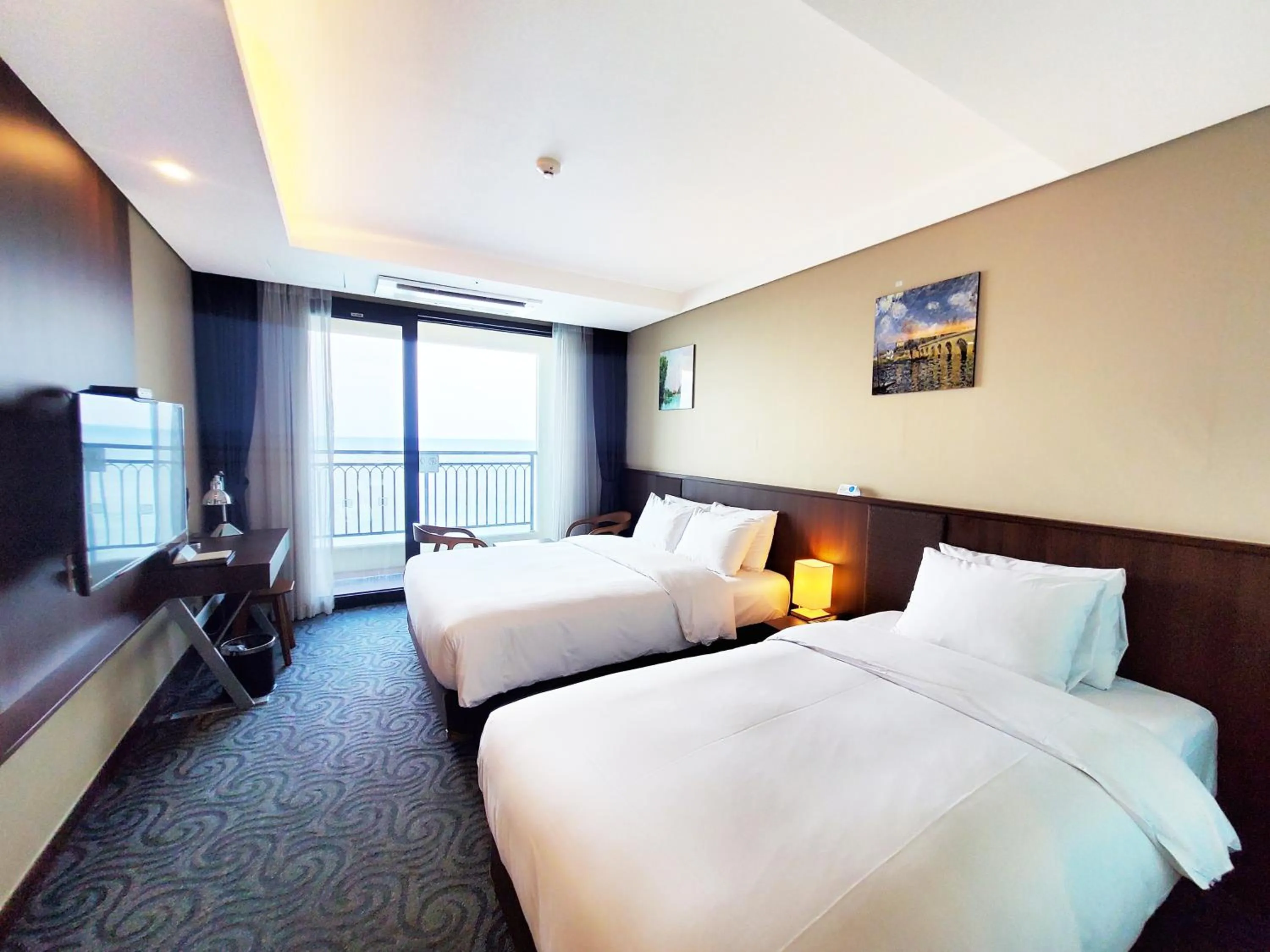 Decorative detail, Bed in Ramada by Wyndham Gangwon Sokcho