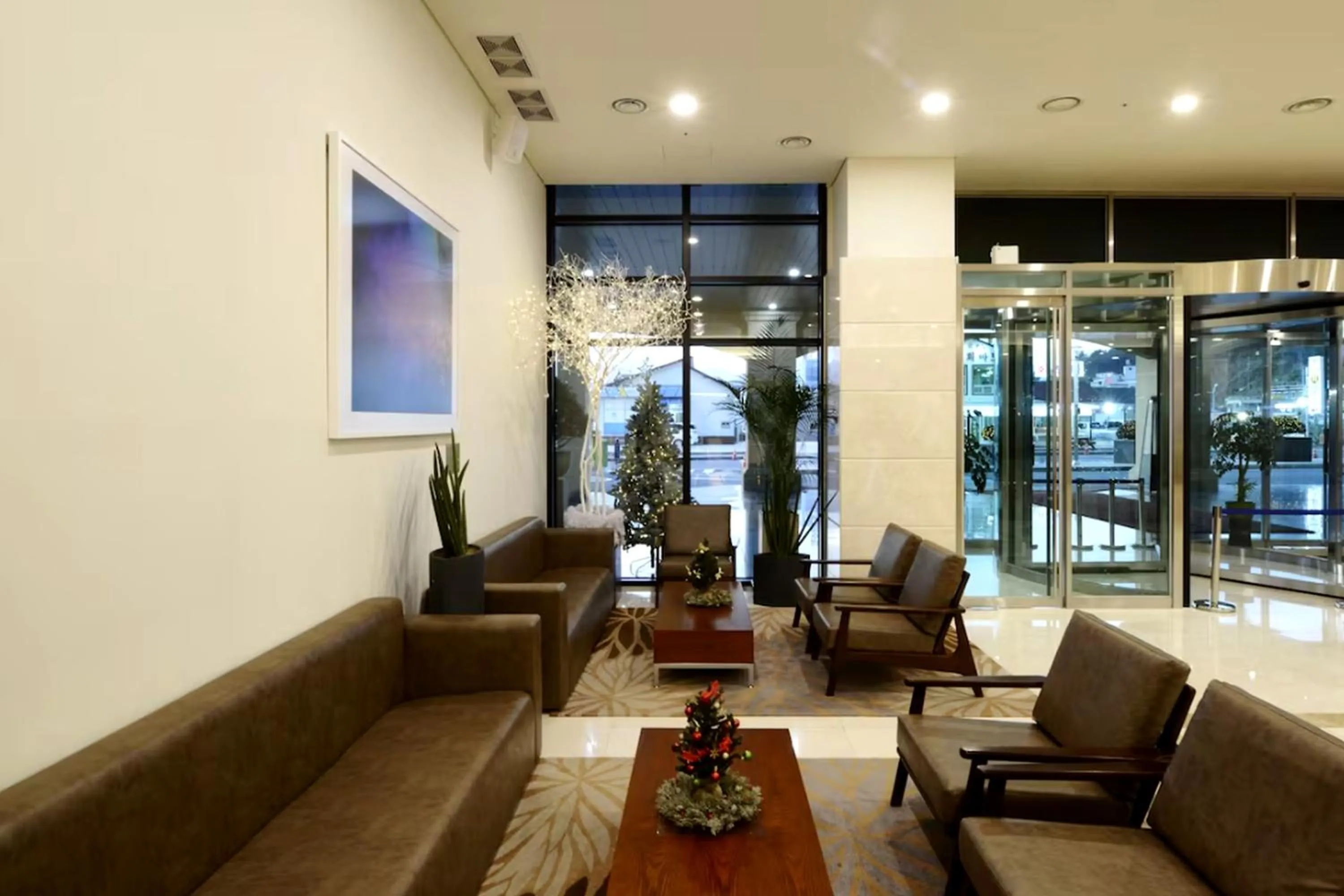 Lobby or reception in Ramada by Wyndham Gangwon Sokcho