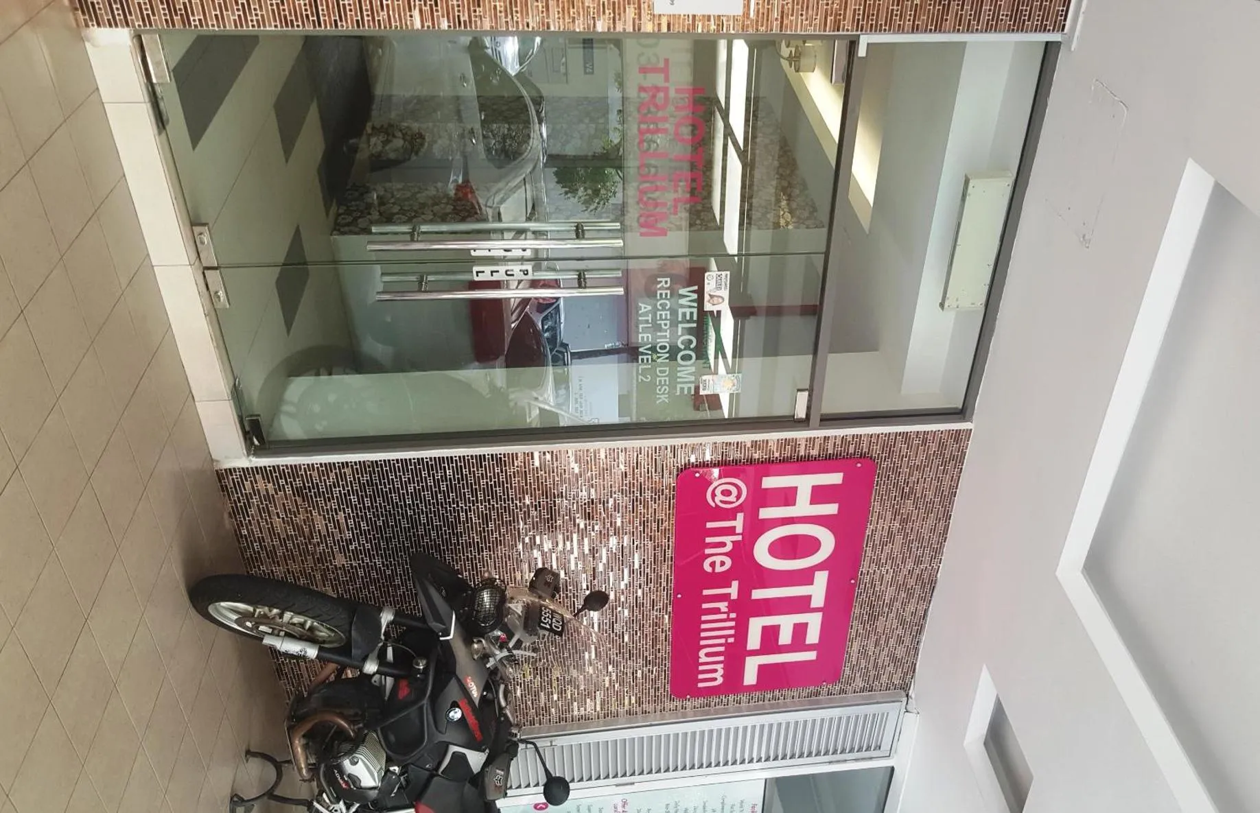 Facade/entrance in Hotel Trillium