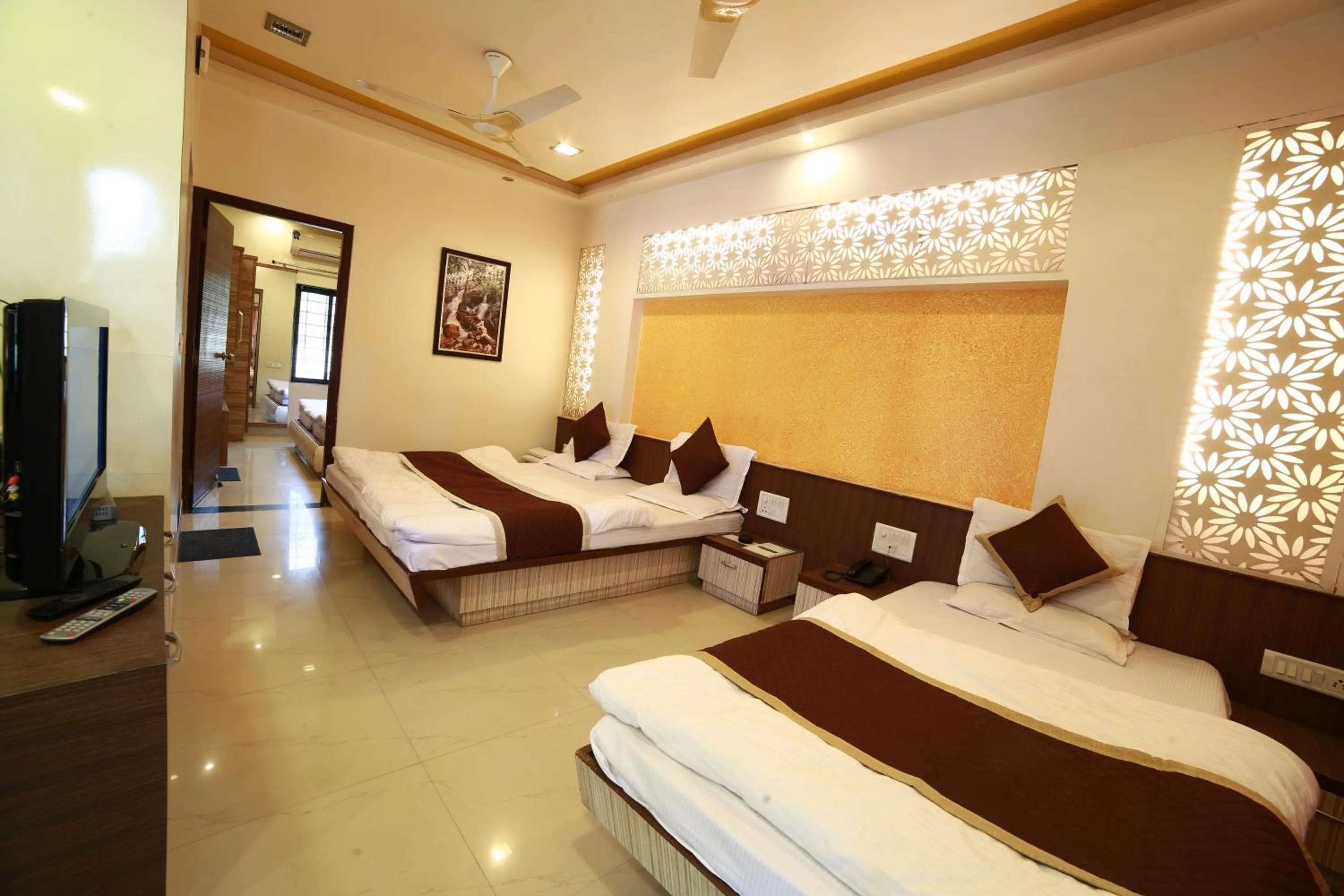 Bed in Hotel Vishram