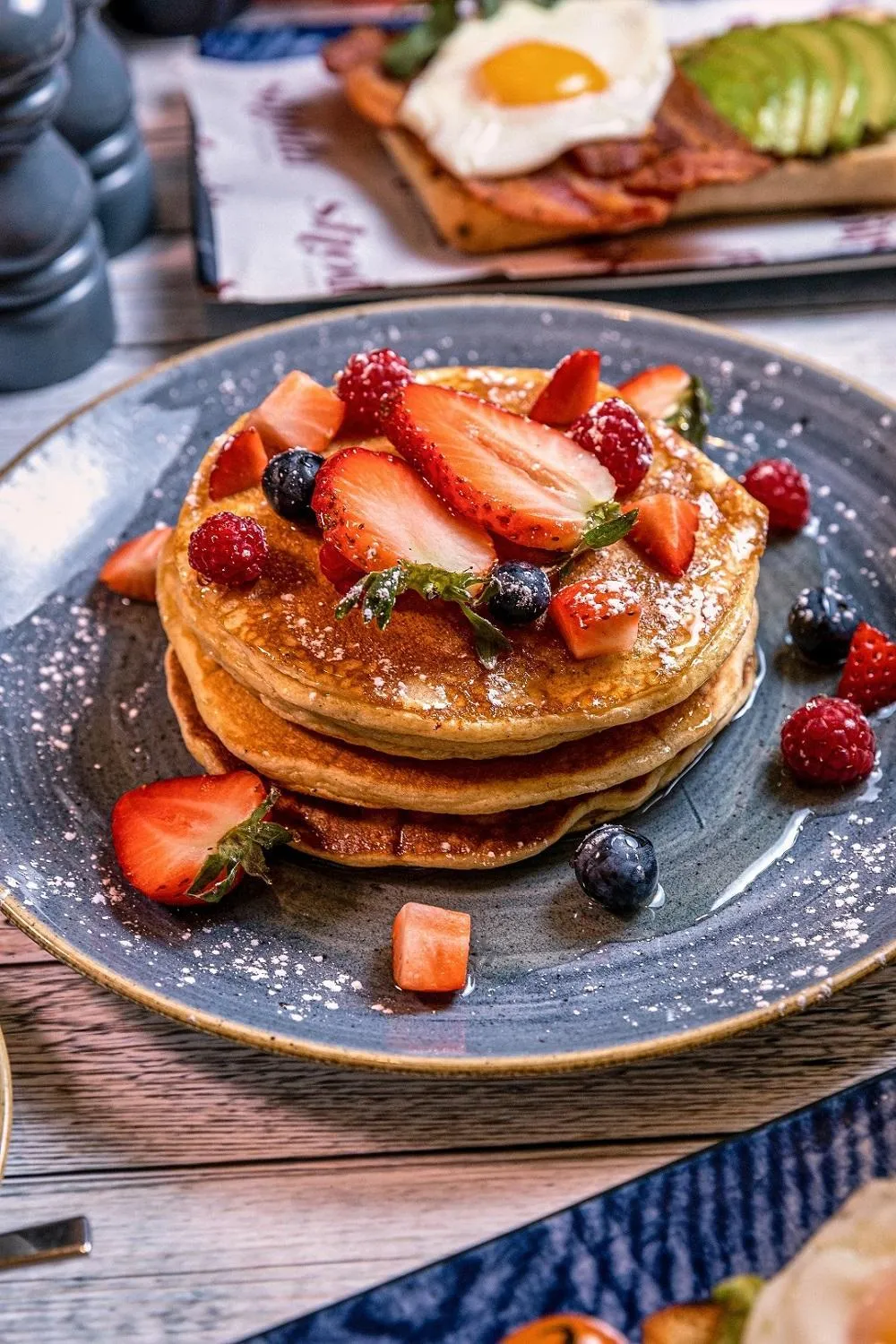 Food and drinks in Glenroyal Hotel