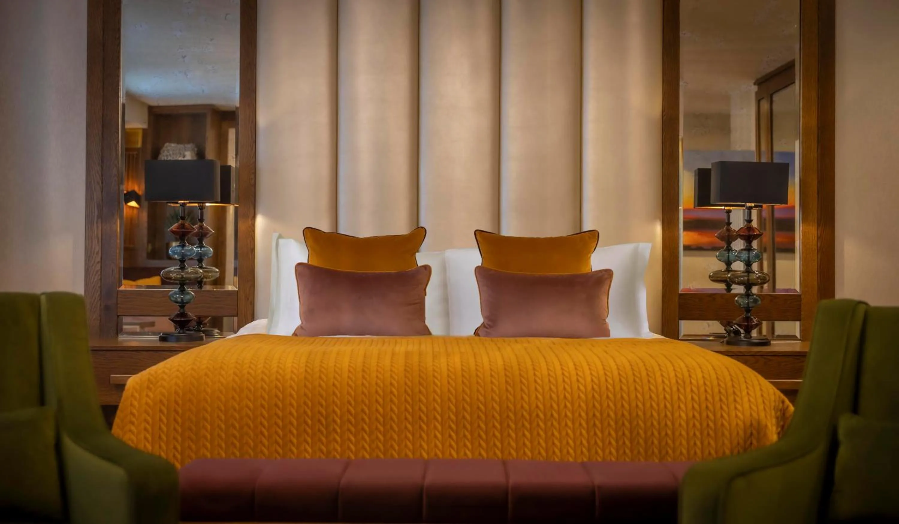 Bed in Glenroyal Hotel