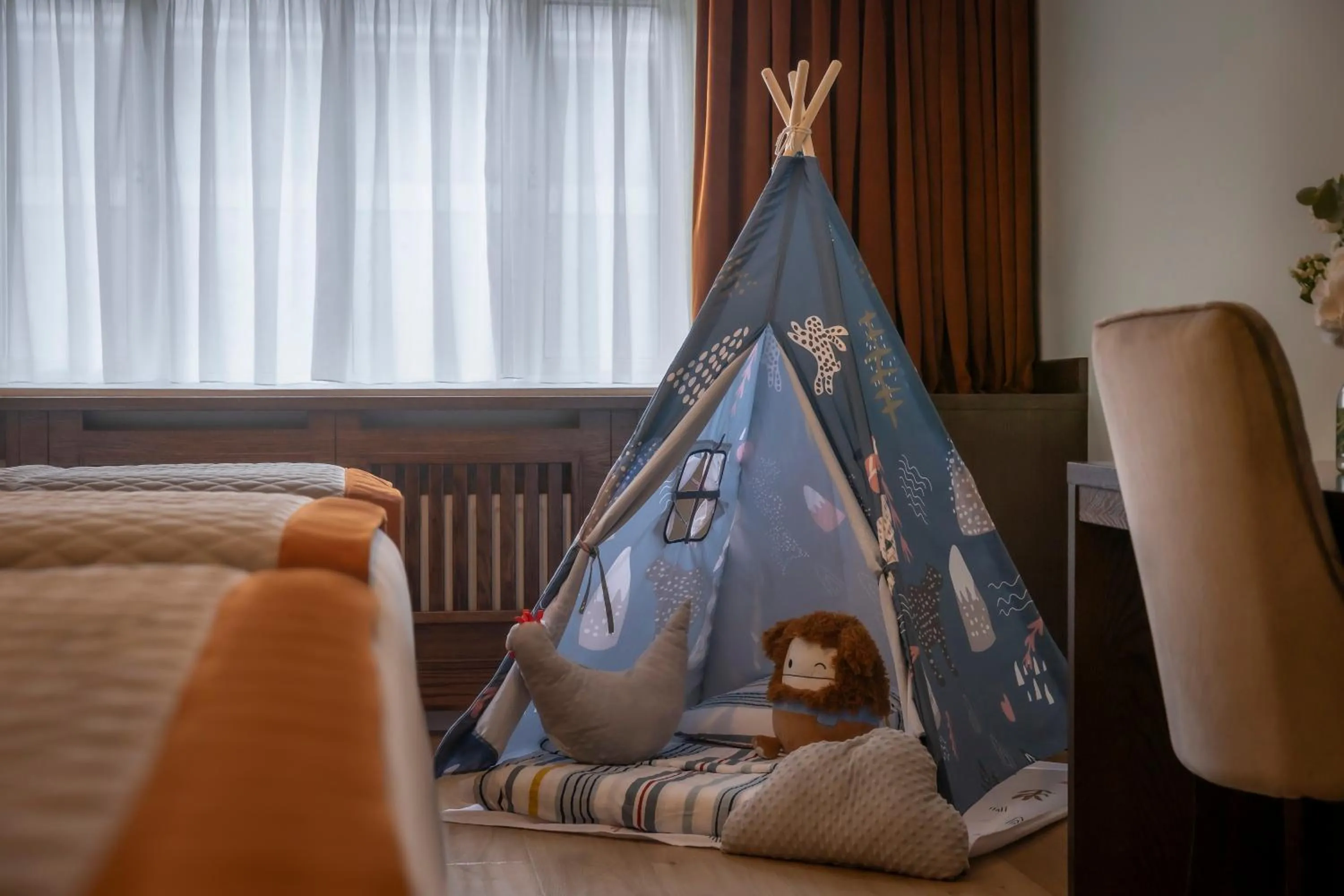 Bedroom, Bed in Glenroyal Hotel